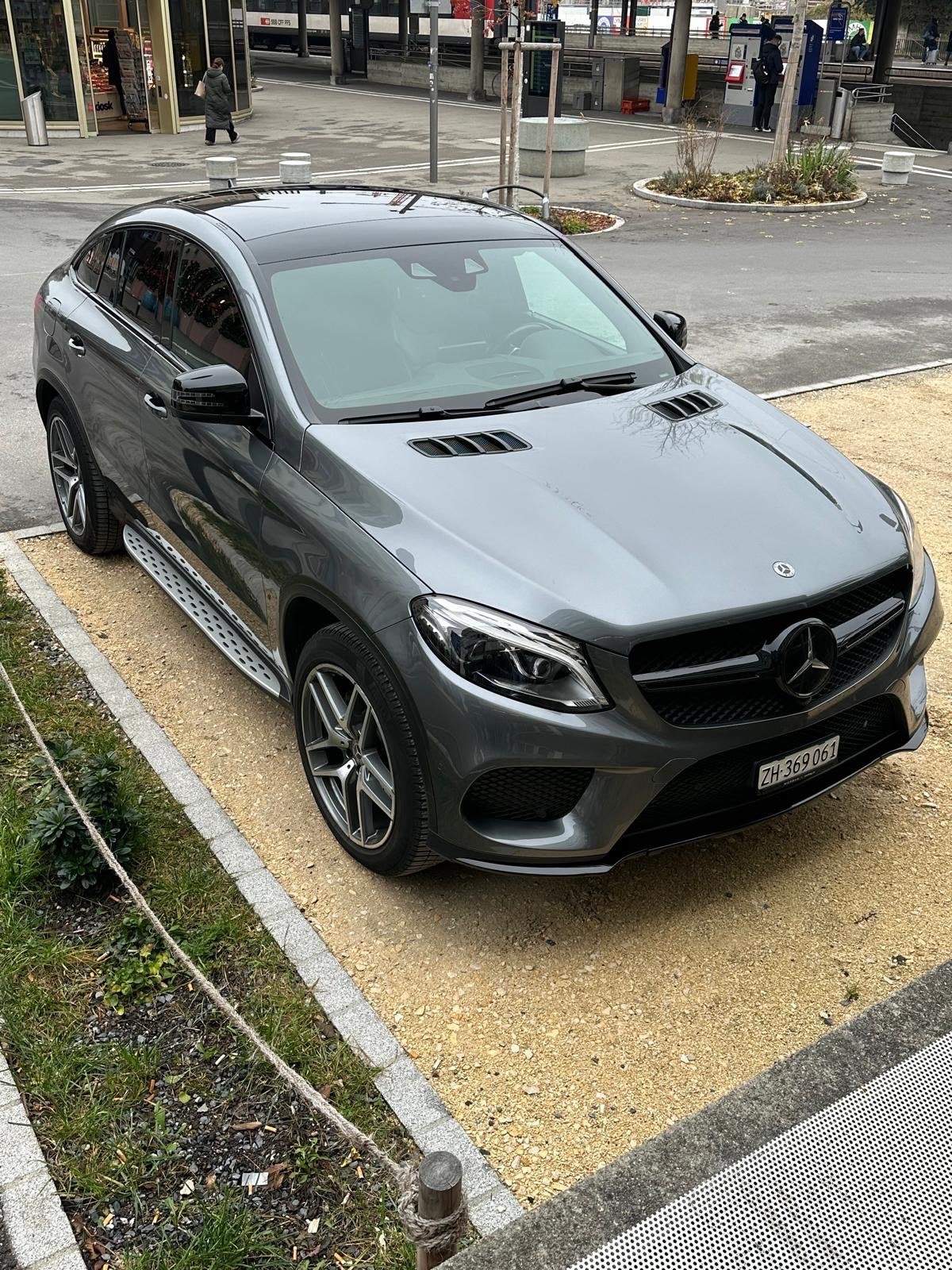 MERCEDES-BENZ GLE Coupé 350 d OrangeArt Edition 4Matic 9G-Tronic-image-1