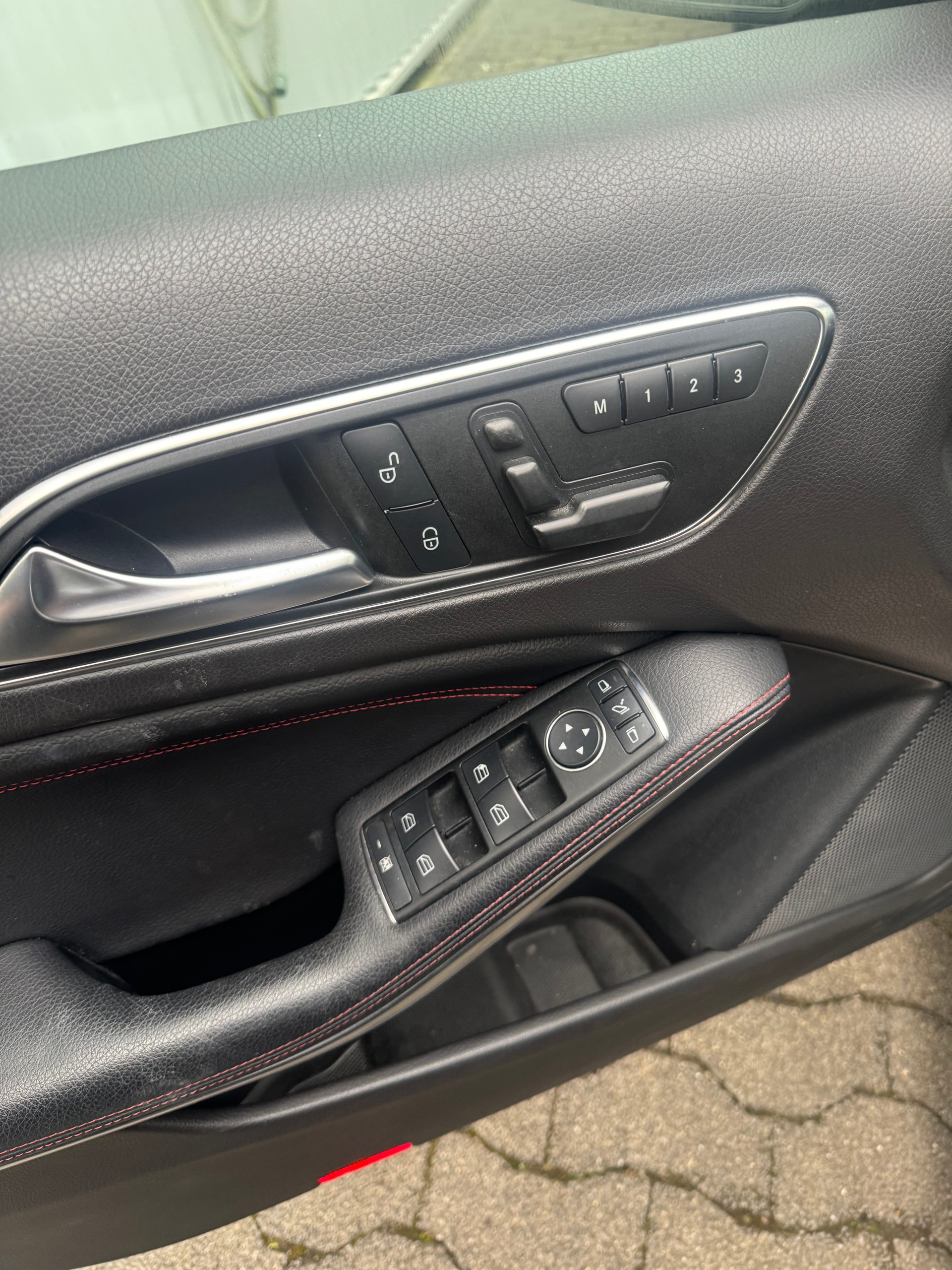 MERCEDES-BENZ A 45 AMG 4Matic Speedshift 7G-DCT-image-4