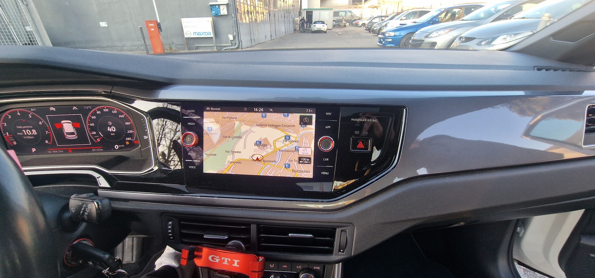 VW Polo 2.0 TSI GTI DSG-image-9