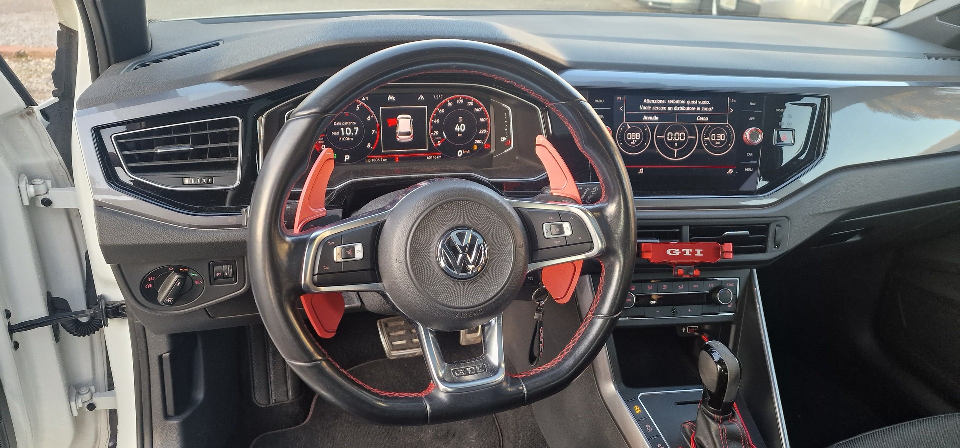 VW Polo 2.0 TSI GTI DSG-image-6
