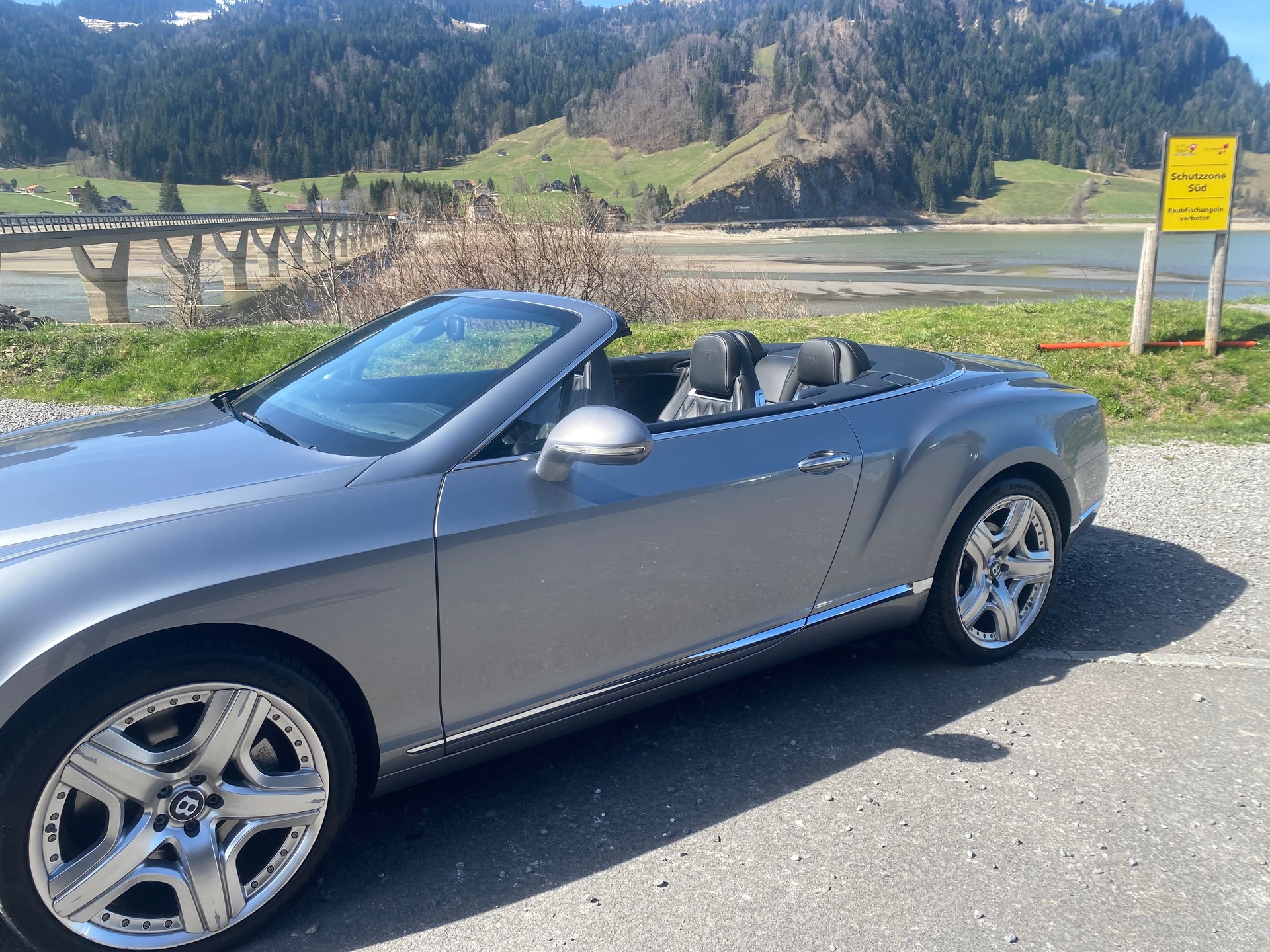 BENTLEY GTC W12-image-0