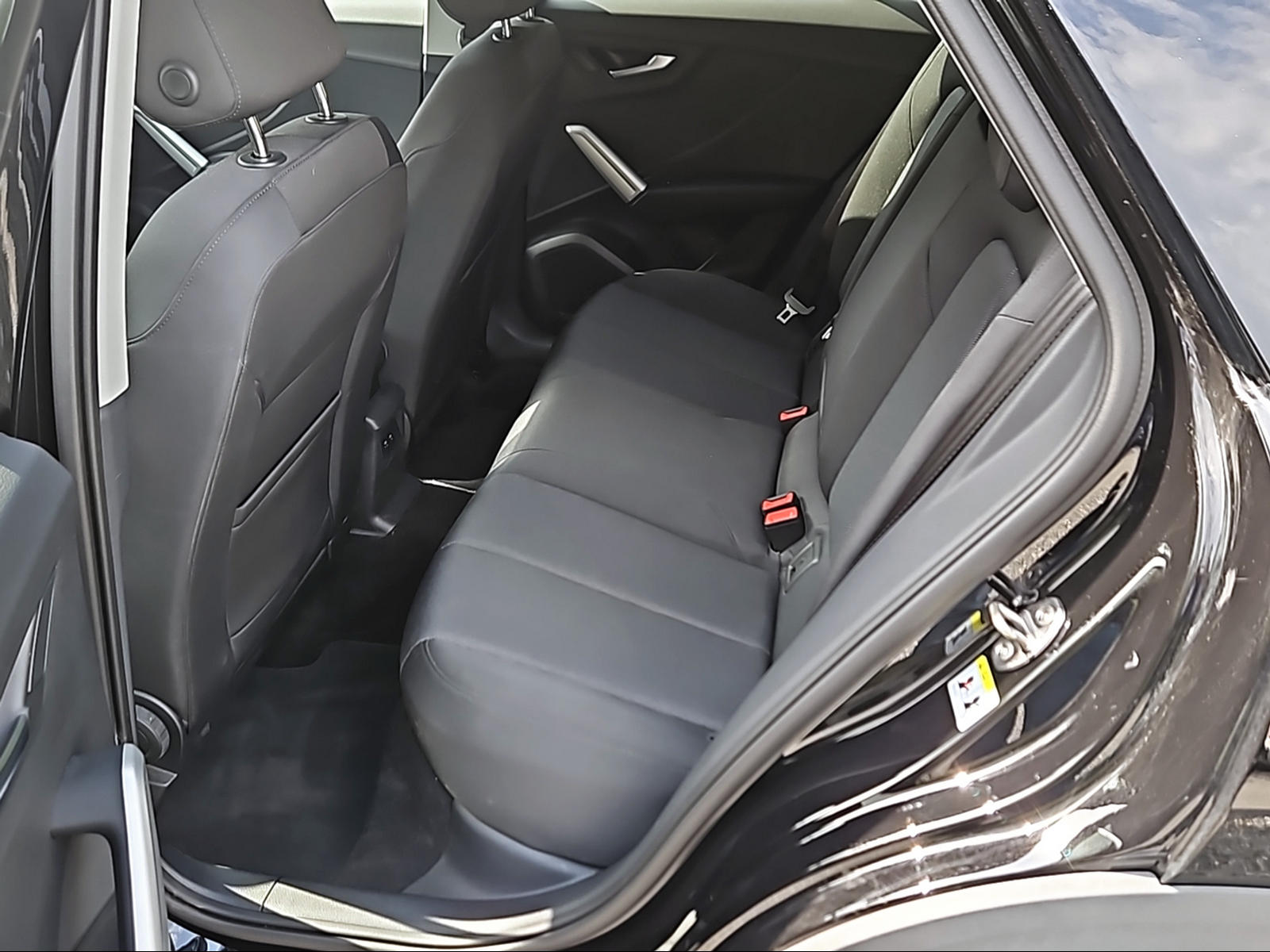 AUDI Q2 40 TFSI Attraction quattro S-tronic-image-7