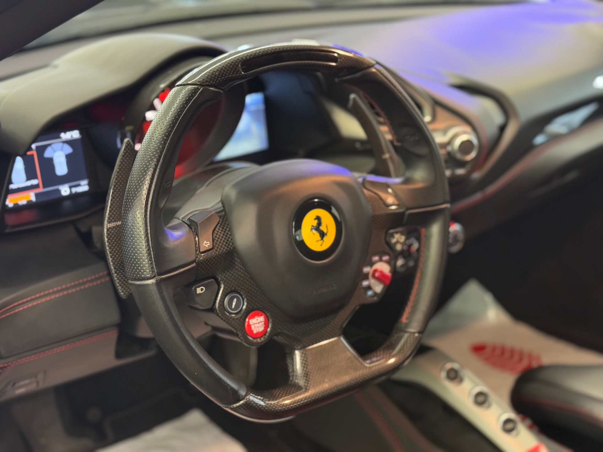FERRARI 488 GTB 3.9 V8-image-13