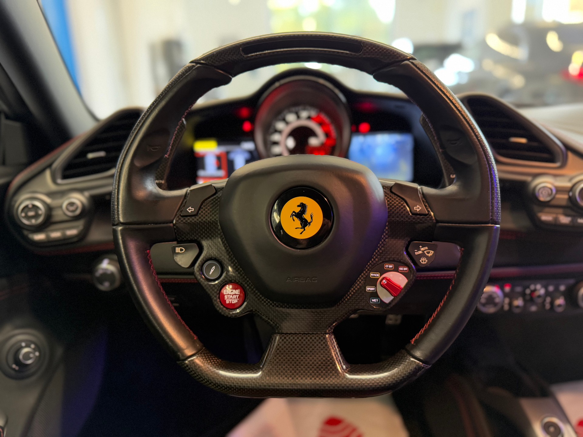 FERRARI 488 GTB 3.9 V8-image-17