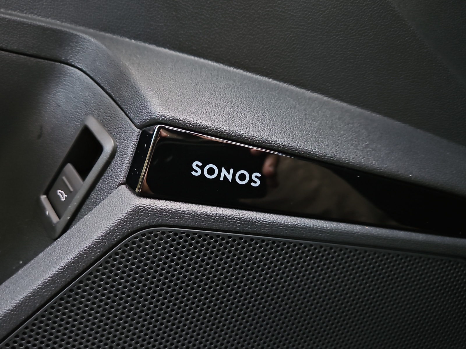 AUDI RS3 Sportback 2.5 TSI quattro S-tronic-image-15