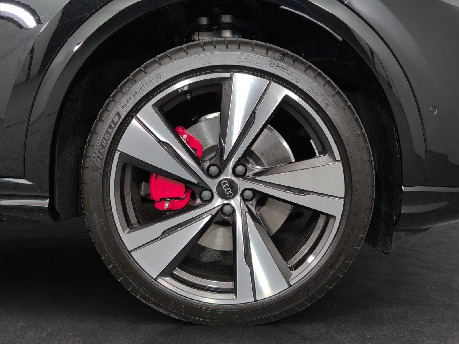 AUDI Q5 e-hybrid quattro 270 kW S-tronic-image-4