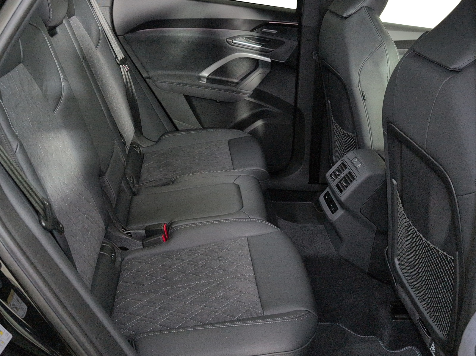 AUDI Q5 e-hybrid quattro 270 kW S-tronic-image-8