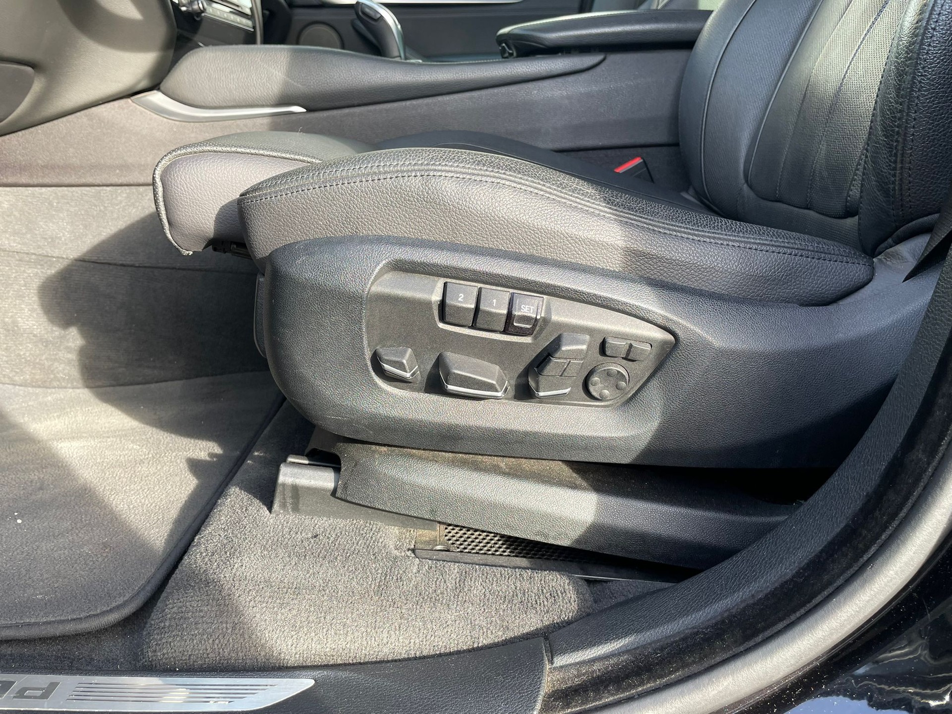 BMW X6 M50d CH FAHRZEUG-image-9