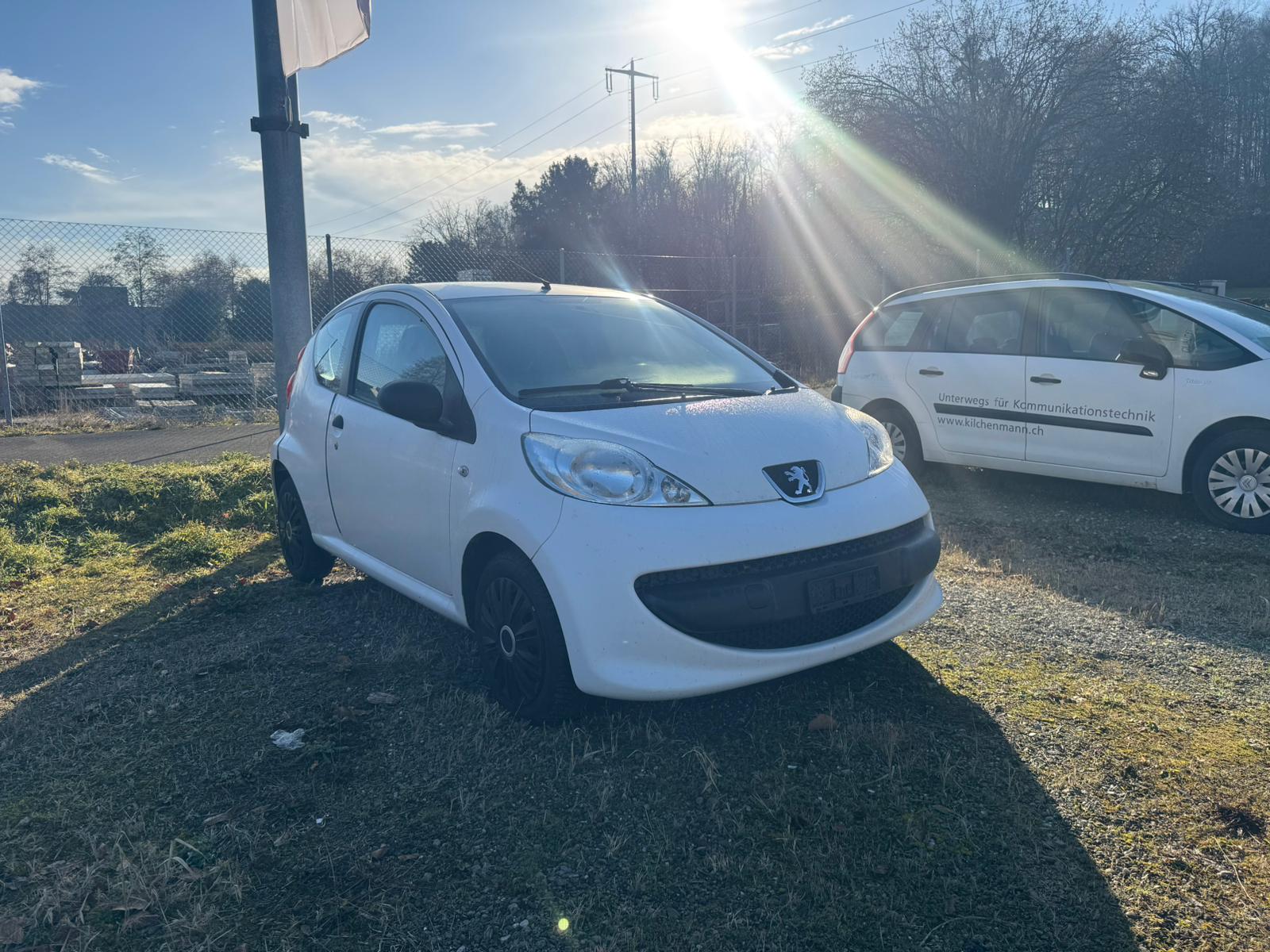 PEUGEOT 107 1.0 Urban-image-2