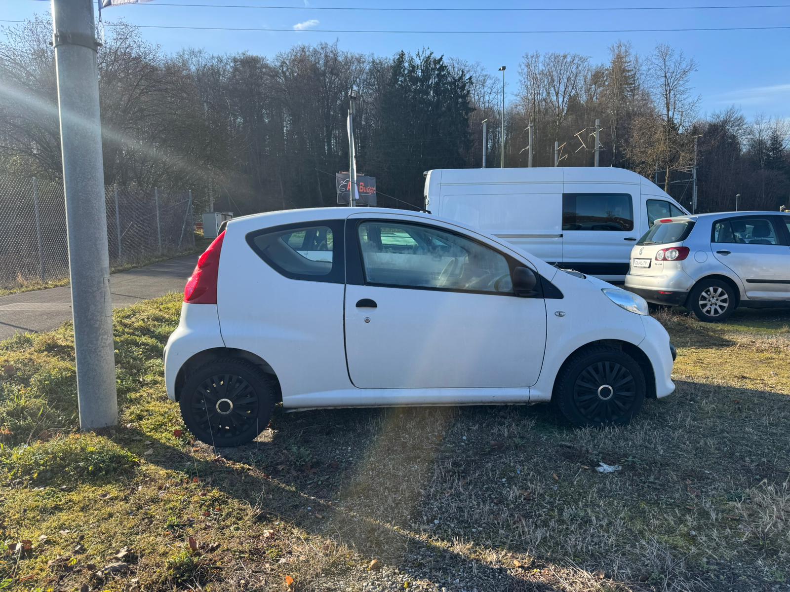 PEUGEOT 107 1.0 Urban-image-3