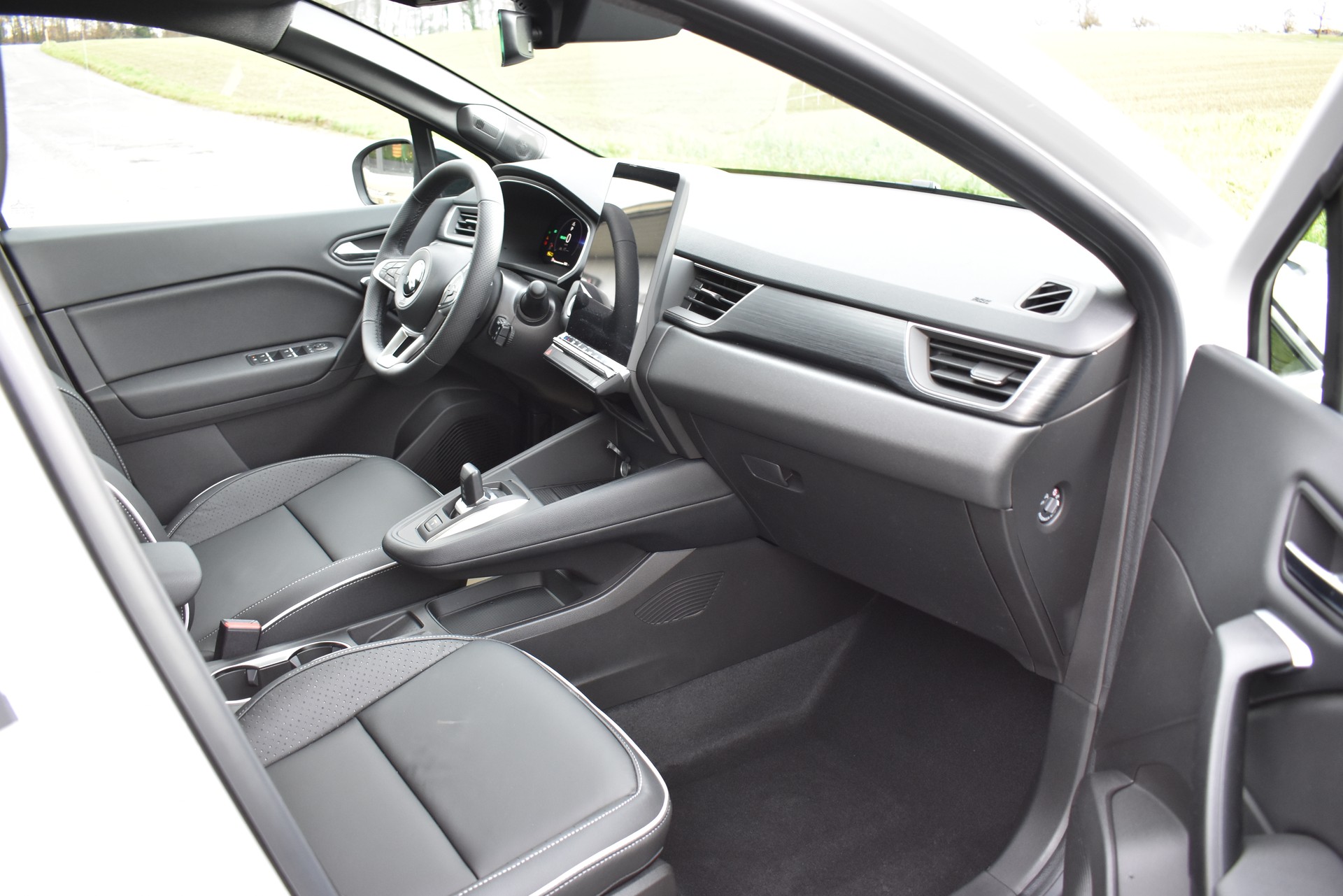 MITSUBISHI Grandis 1.8 HEV Instyle-image-10