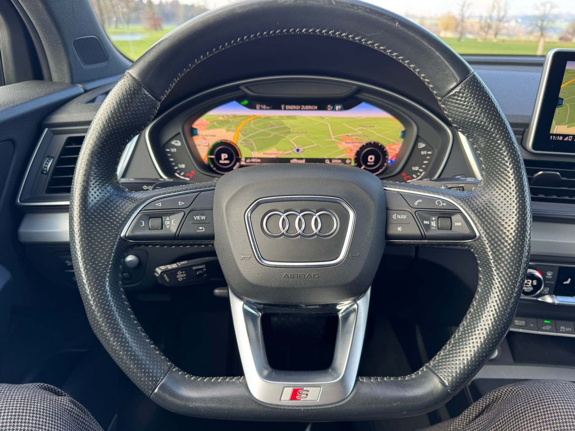 AUDI Q5 55 TFSI e sport quattro-image-10