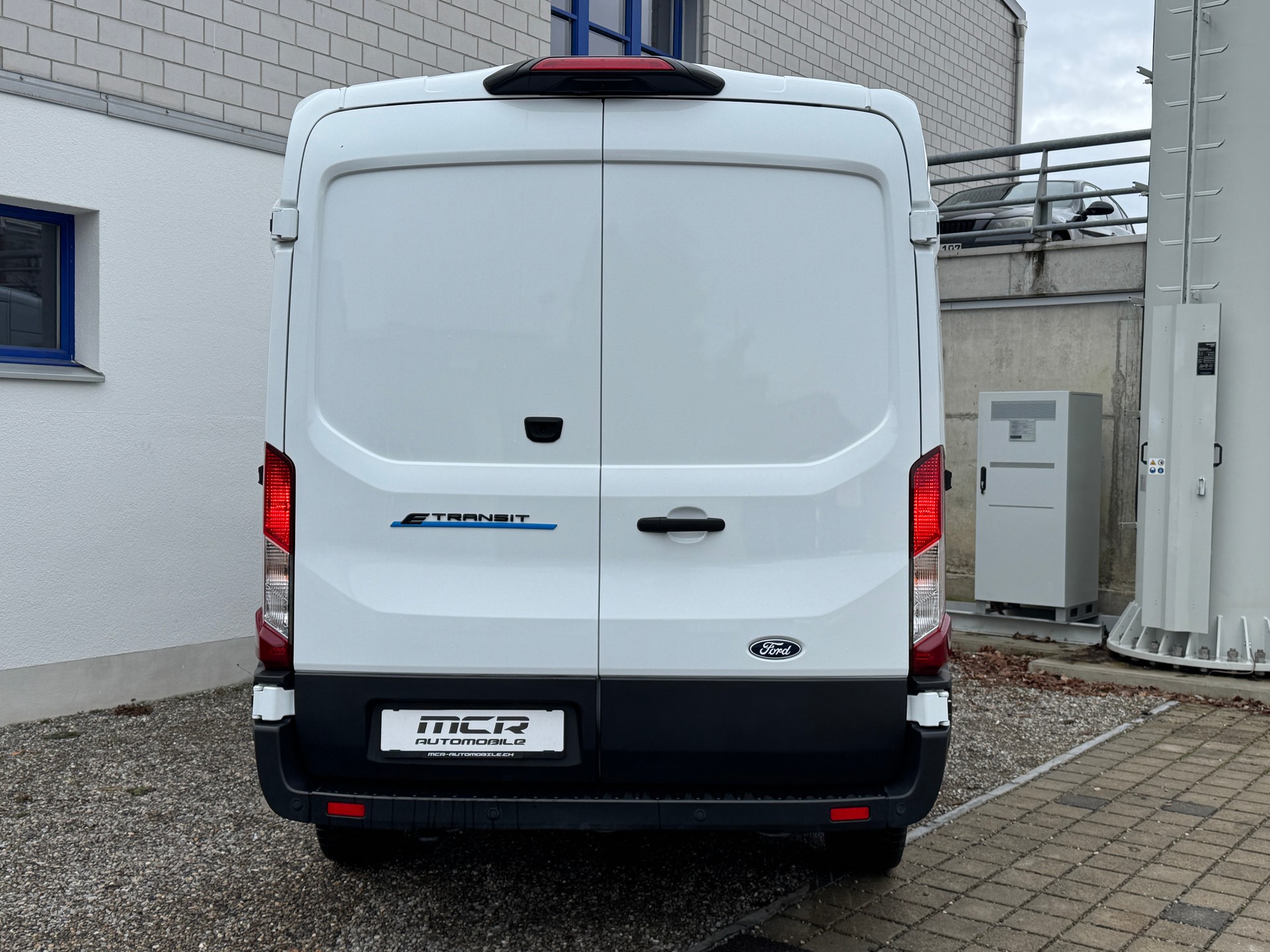 FORD E-Transit Van 390 L2H2 Trend RWD 68kWh 269PS🔝 3.9t / 1265kg Nutzlast-image-7