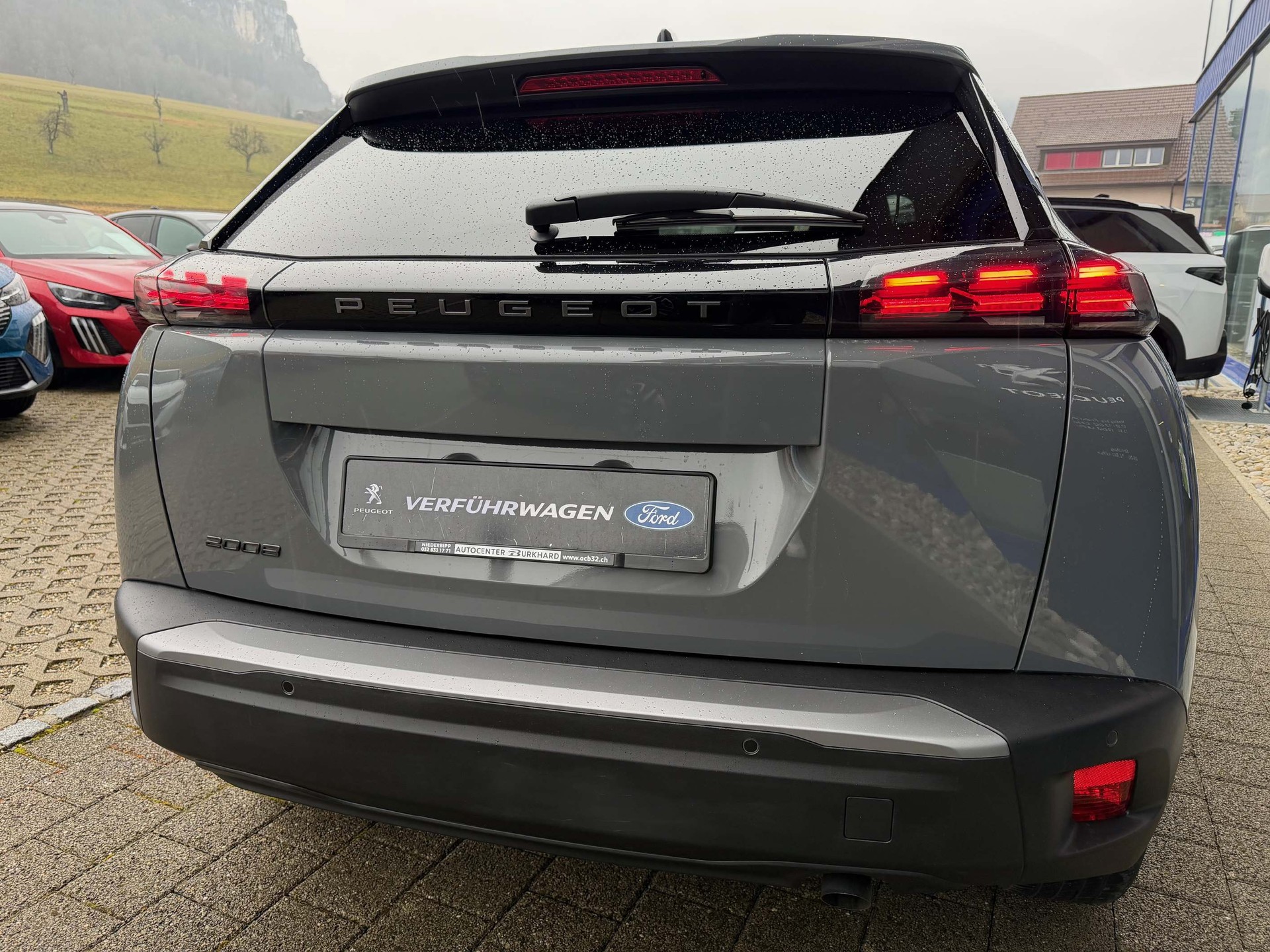 PEUGEOT 2008 1.2 PureTech Allure 5 Jahre Garantie-image-4