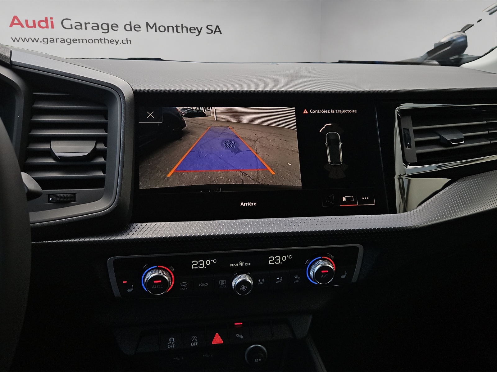 AUDI A1 Sportback 30 TFSI Attraction S-tronic-image-12