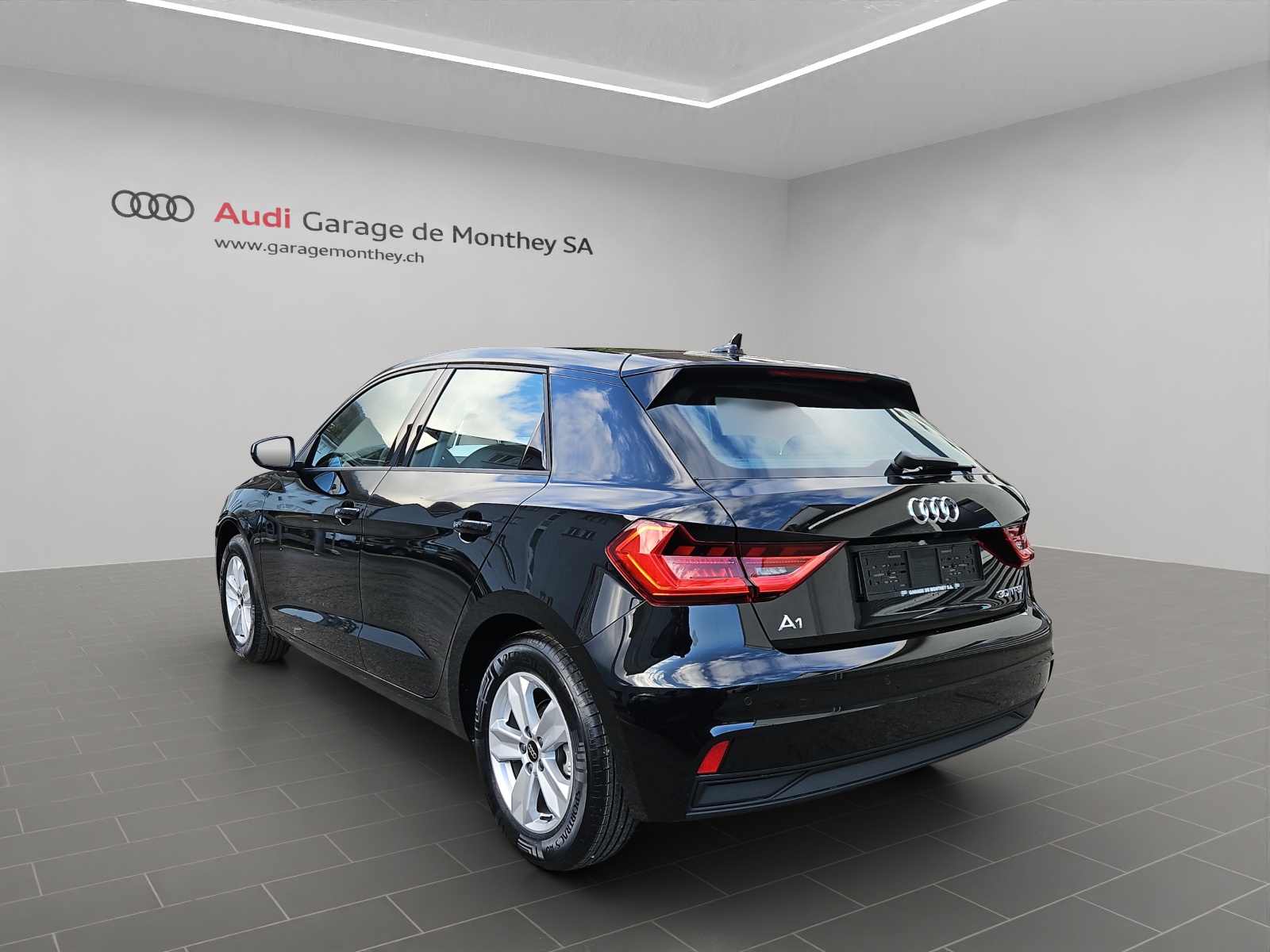 AUDI A1 Sportback 30 TFSI Attraction S-tronic-image-5