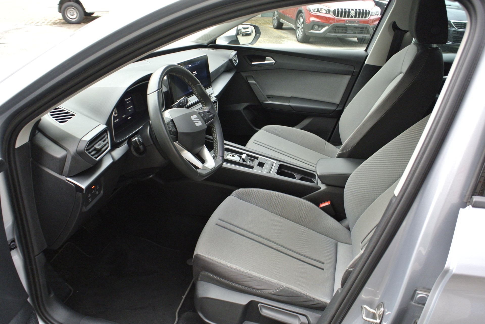SEAT Leon ST 2.0 TDI EVO DSG Style-image-15
