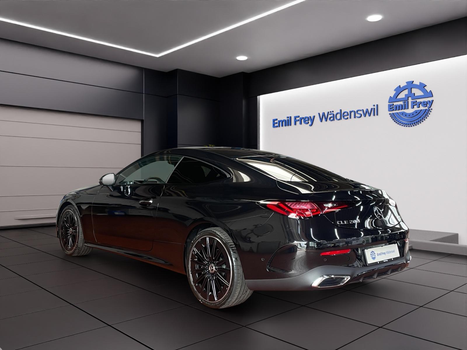 MERCEDES-BENZ CLE 200 4MATIC Coupé AMG Line-image-2