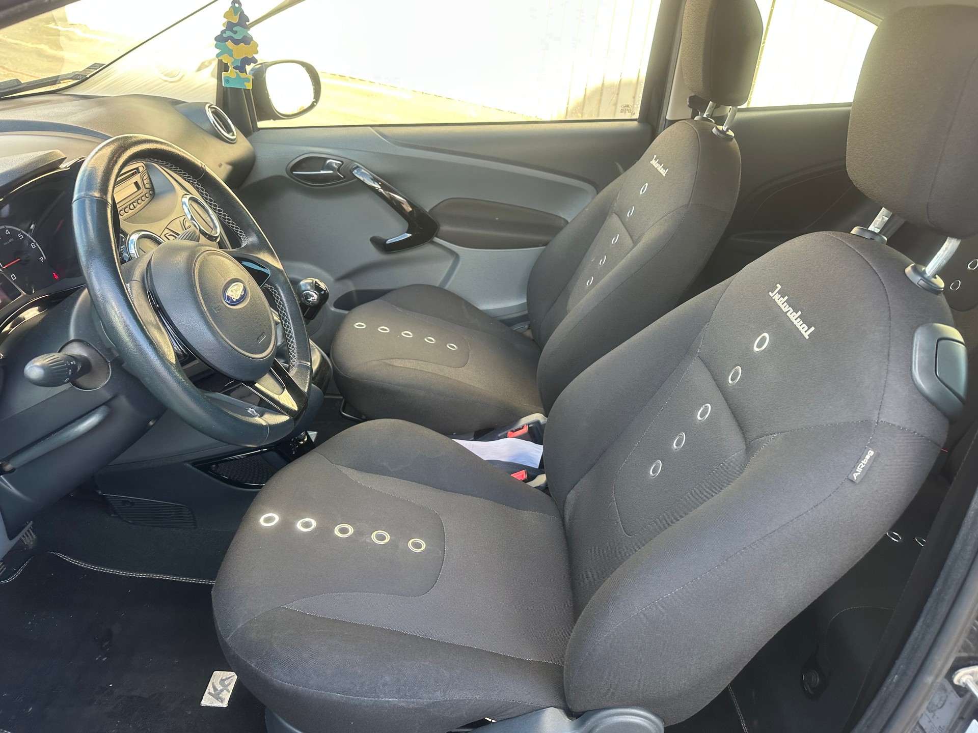 FORD KA 1.25 Grand Prix-image-11