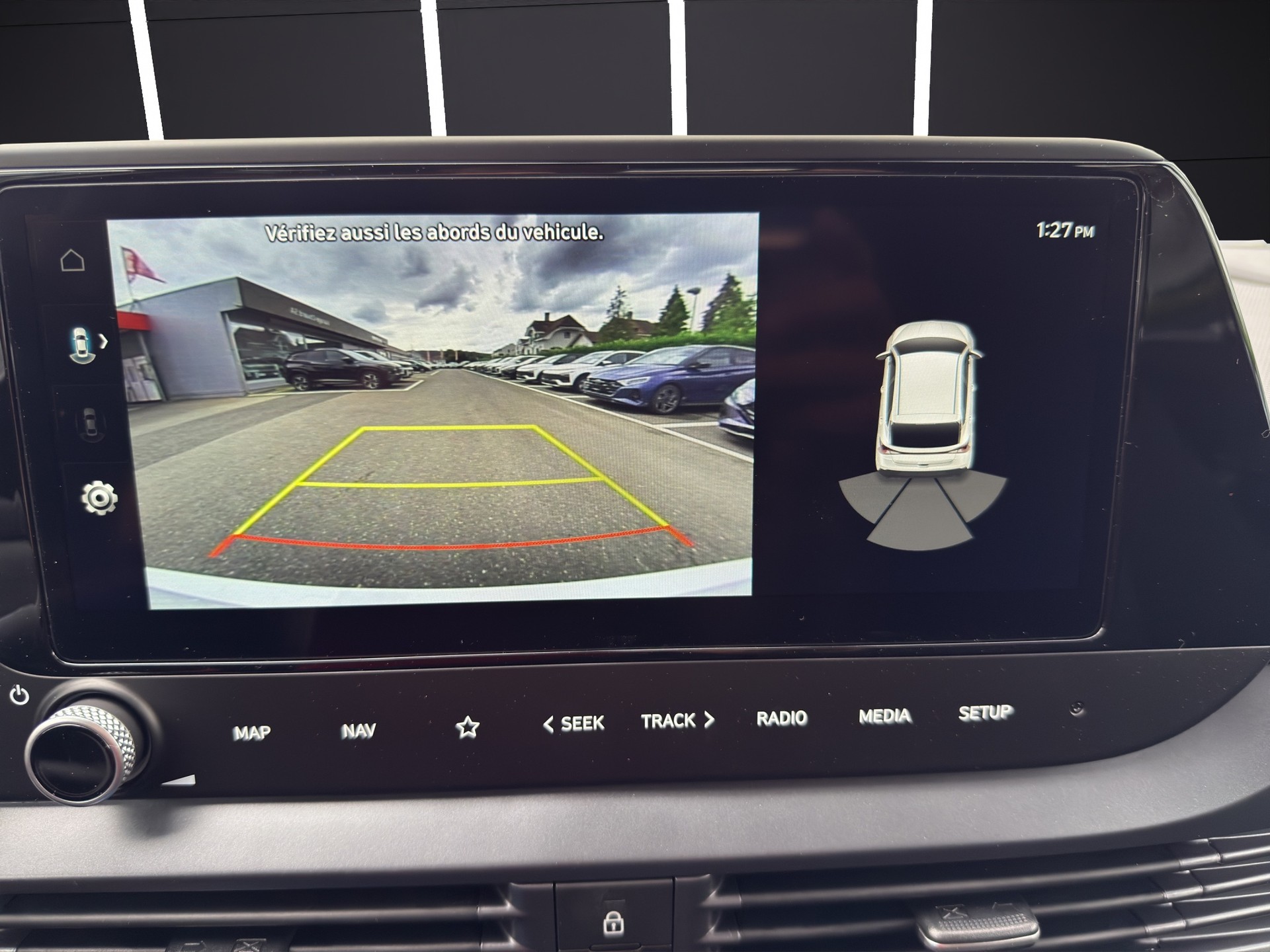 HYUNDAI i20 1.0 T-GDi Amplia DCT-image-11