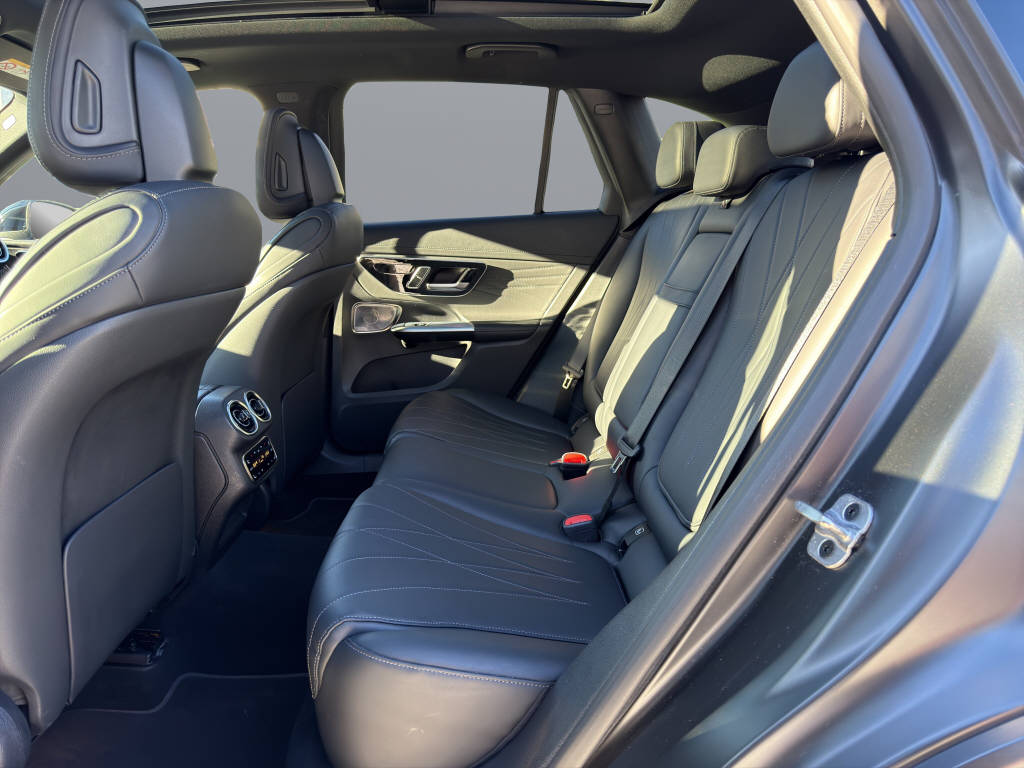 MERCEDES-BENZ GLC 400 e AMG Line 4matic-image-9