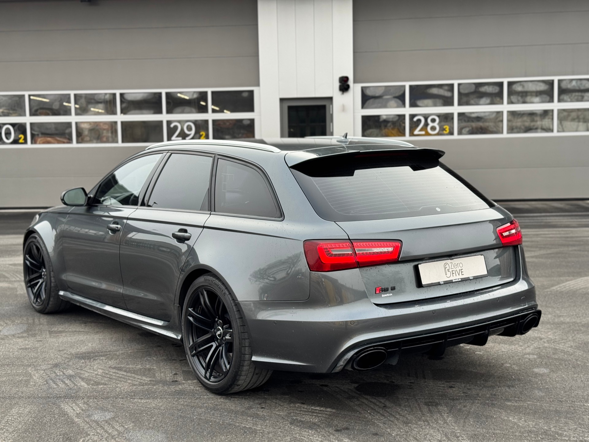 AUDI RS6 Avant 4.0 TFSI V8 quattro Tiptronic-showroom-element-3