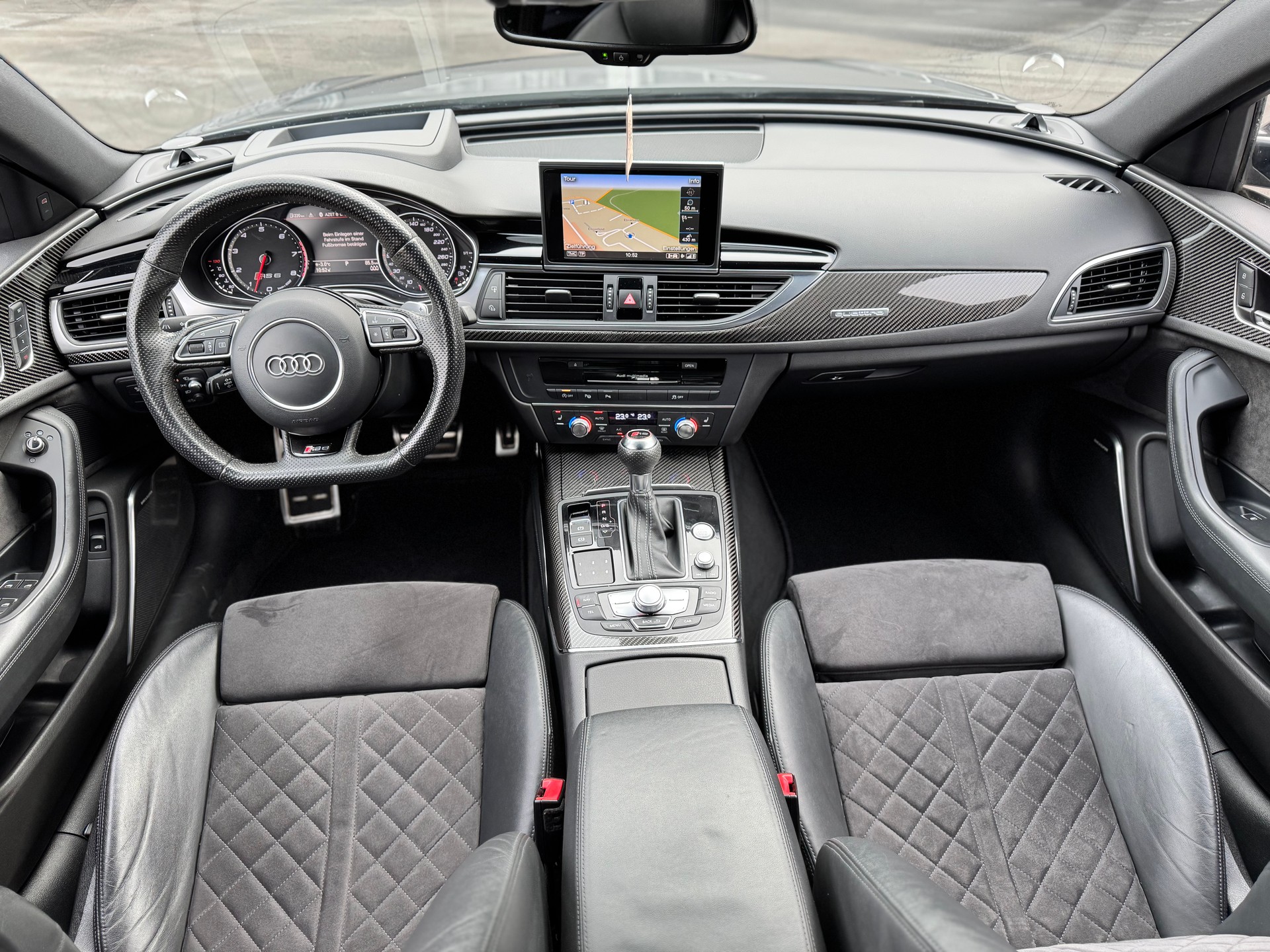 AUDI RS6 Avant 4.0 TFSI V8 quattro Tiptronic-image-5