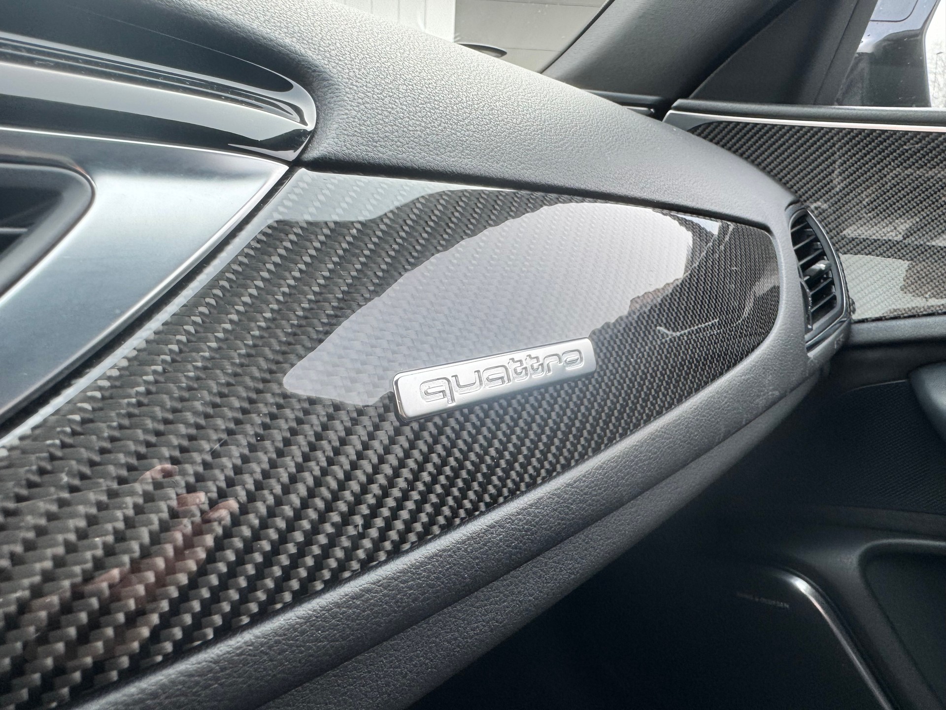 AUDI RS6 Avant 4.0 TFSI V8 quattro Tiptronic-image-9