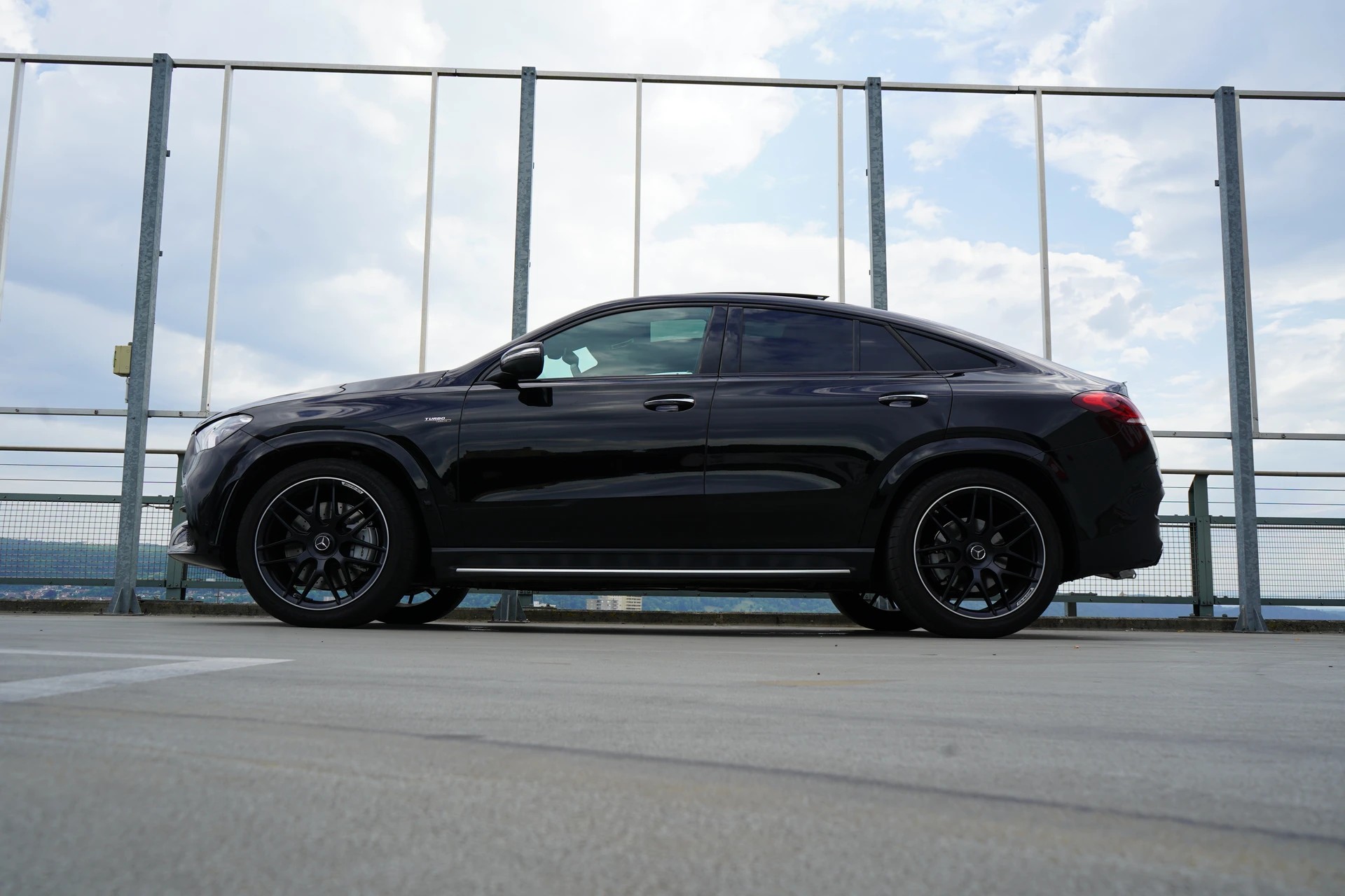MERCEDES-BENZ GLE COUPÉ 53 AMG BLACK 4MATIC+ SPEEDSHIFT l 435 PS-image-1