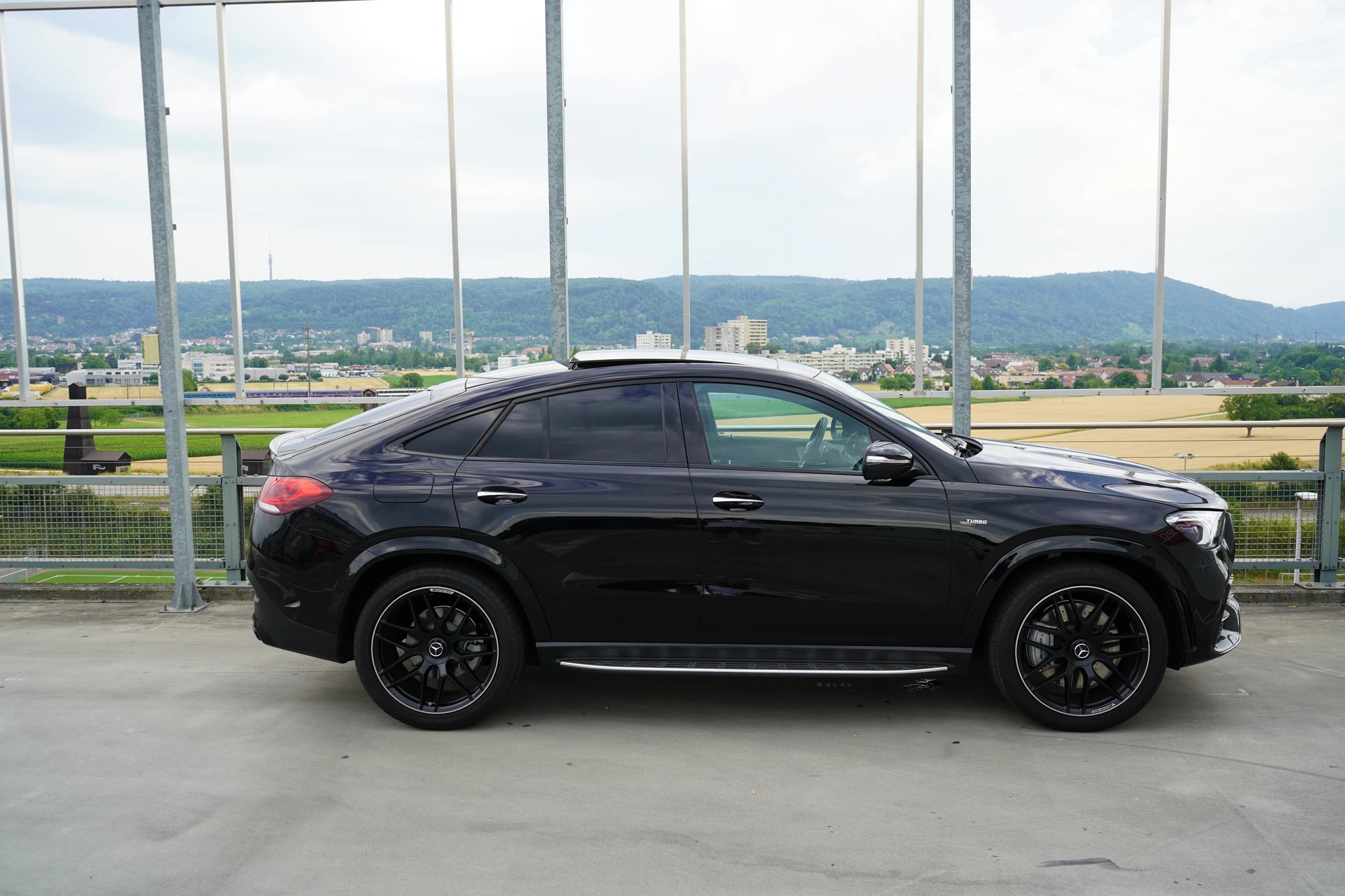 MERCEDES-BENZ GLE COUPÉ 53 AMG BLACK 4MATIC+ SPEEDSHIFT l 435 PS-image-4
