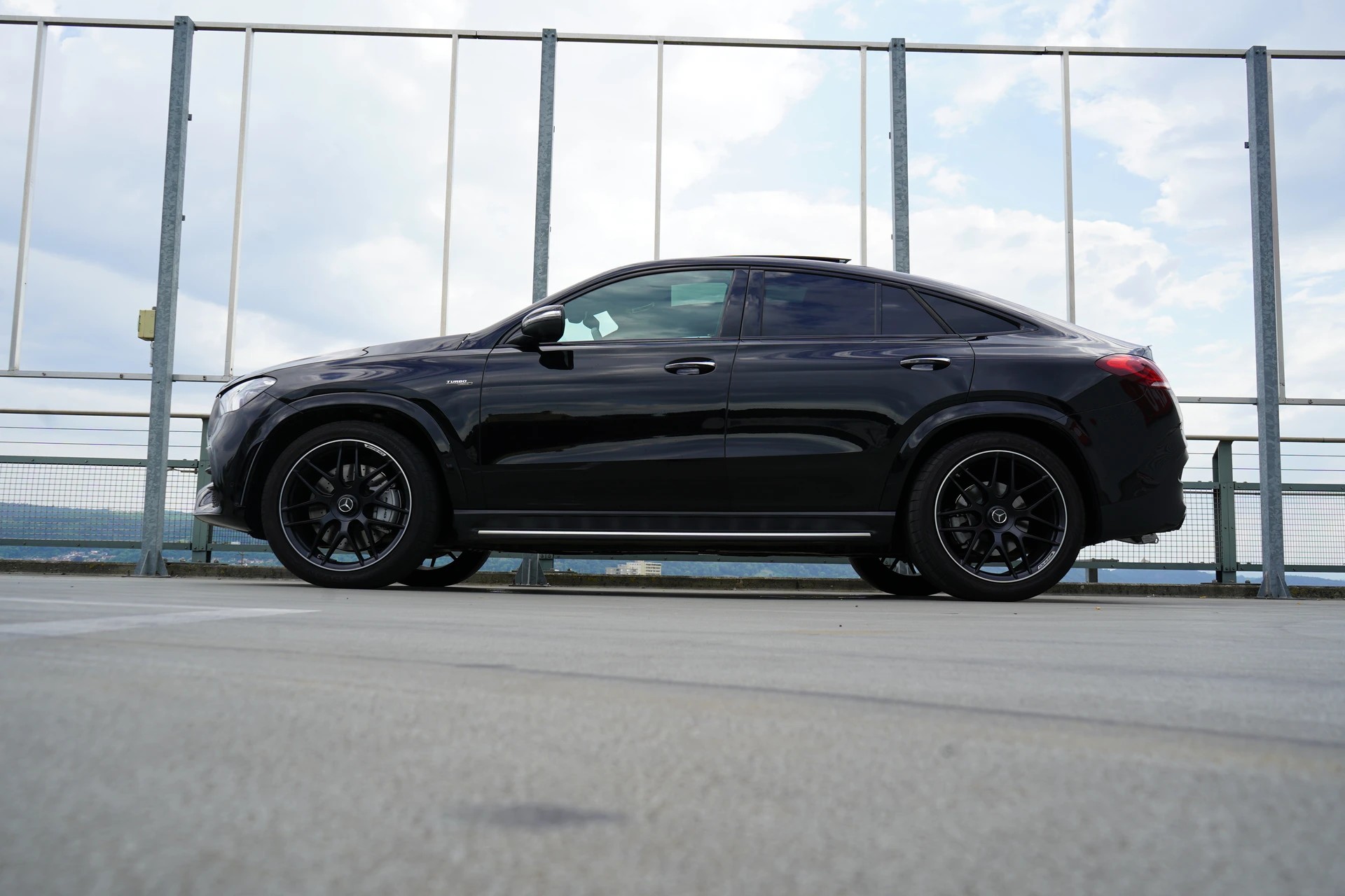 MERCEDES-BENZ GLE COUPÉ 53 AMG BLACK 4MATIC+ SPEEDSHIFT l 435 PS-image-3