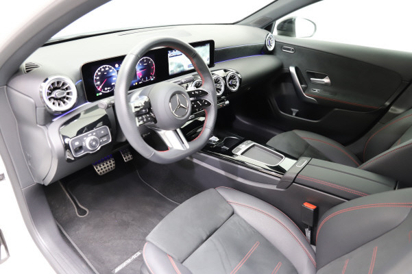 MERCEDES-BENZ A 220 d 8G-DCT-image-7