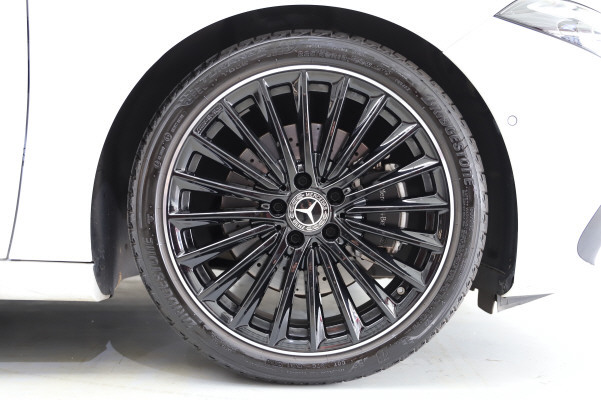 MERCEDES-BENZ A 220 d 8G-DCT-image-12