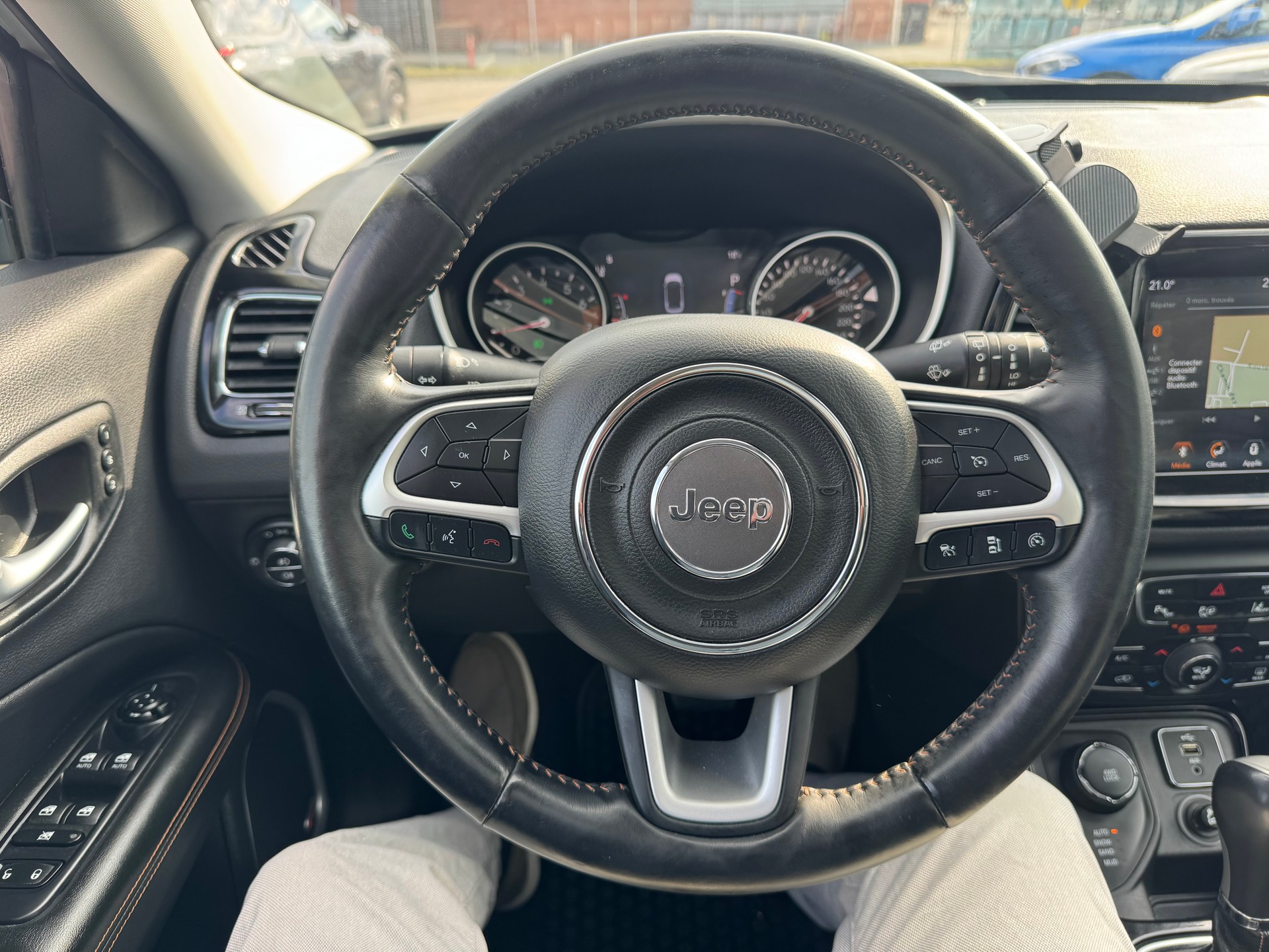 JEEP Compass 1.4 Turbo Limited AWD 9ATX-image-10