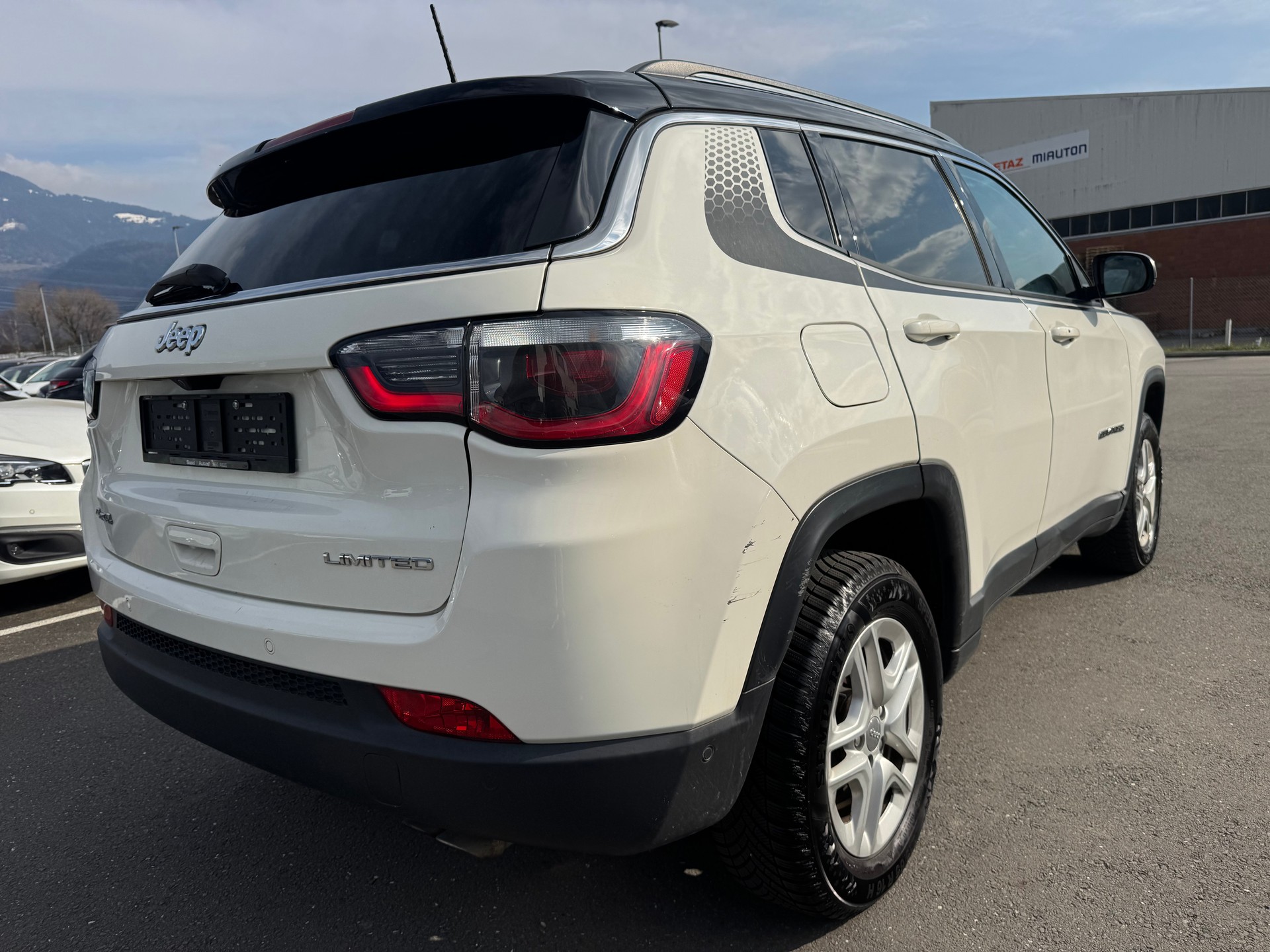 JEEP Compass 1.4 Turbo Limited AWD 9ATX-image-3