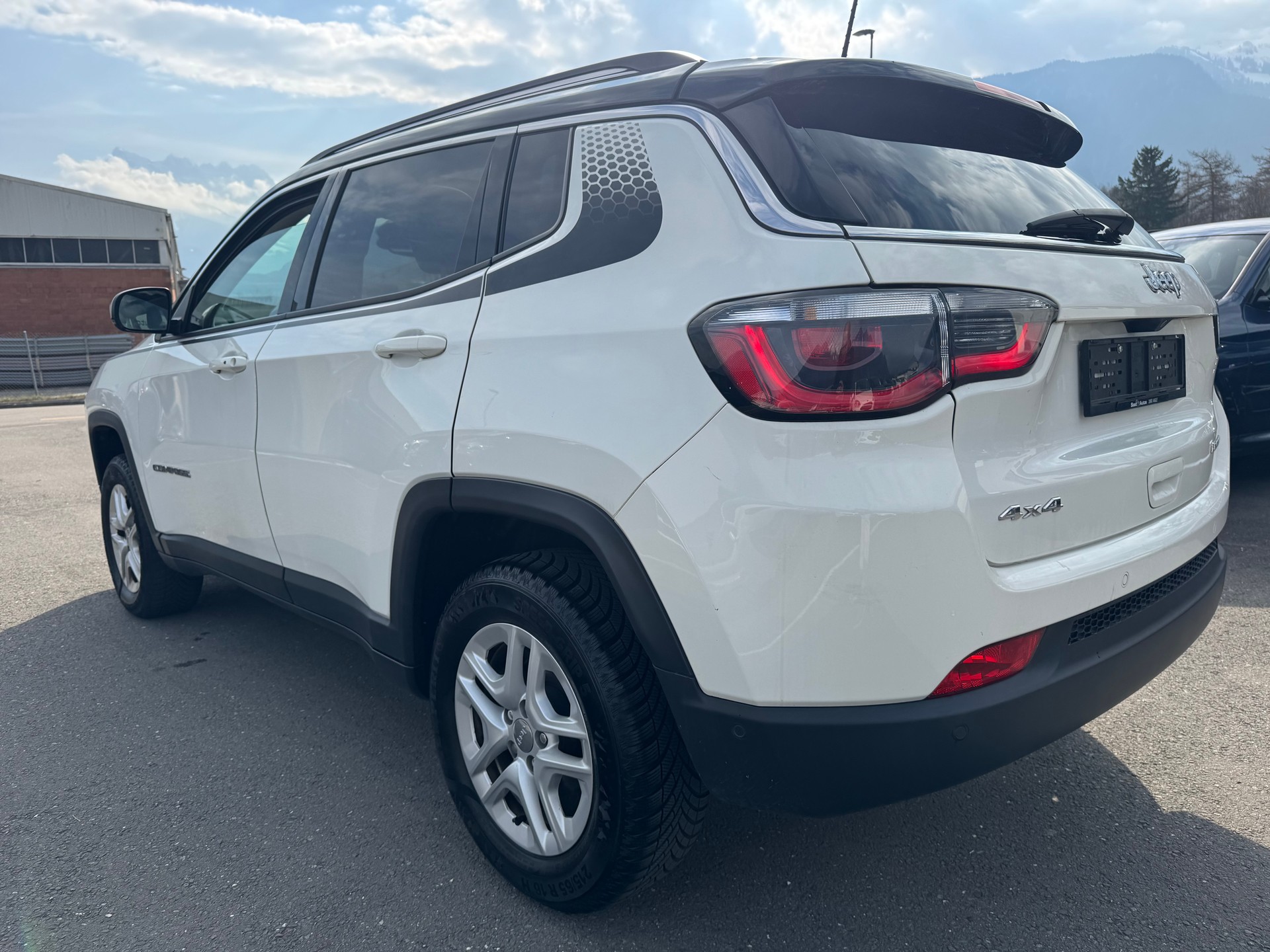 JEEP Compass 1.4 Turbo Limited AWD 9ATX-image-5
