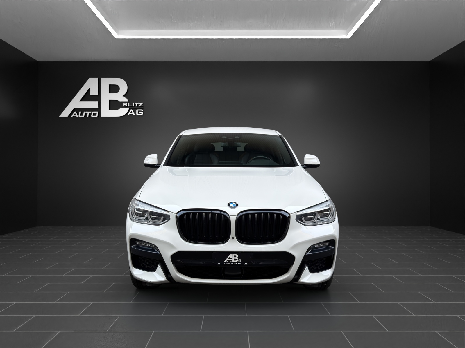 BMW X4 xDrive 20d M-Sport Steptronic-image-0