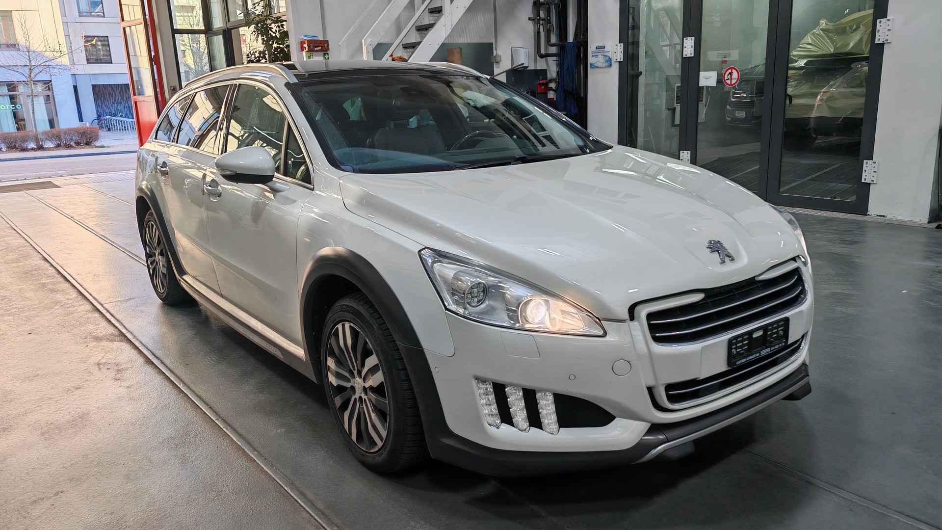 PEUGEOT 508 RXH 2.0 HDI Hybrid4 EGS6