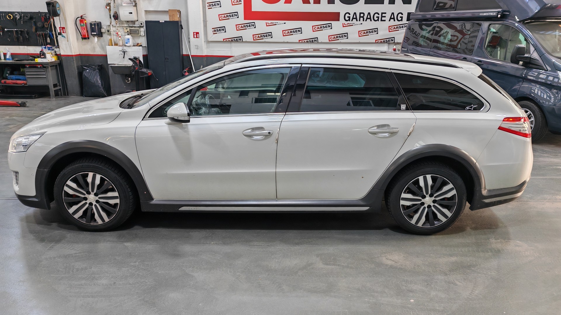PEUGEOT 508 RXH 2.0 HDI Hybrid4 EGS6-image-4