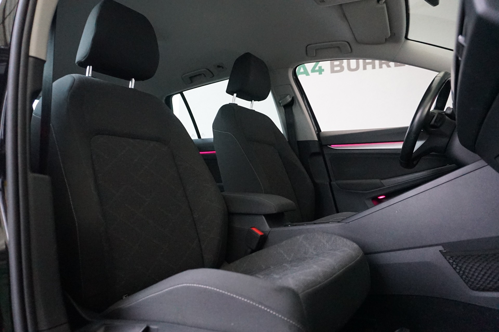 VW Golf 8 Variant 2.0 TDI Life DSG-Automat "aus erster Hand+ CH-Auto"-image-12
