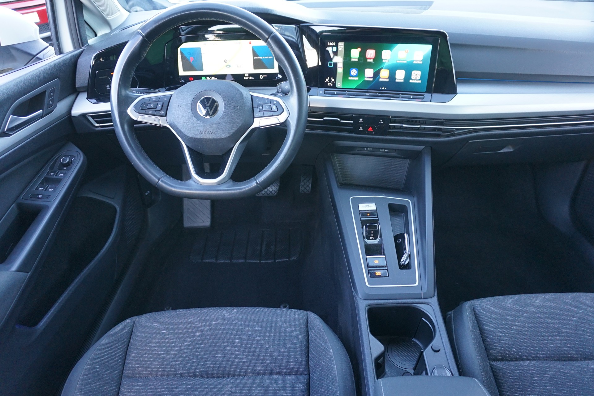 VW Golf 8 Variant 2.0 TDI Life DSG-Automat "aus erster Hand+ CH-Auto"-image-13