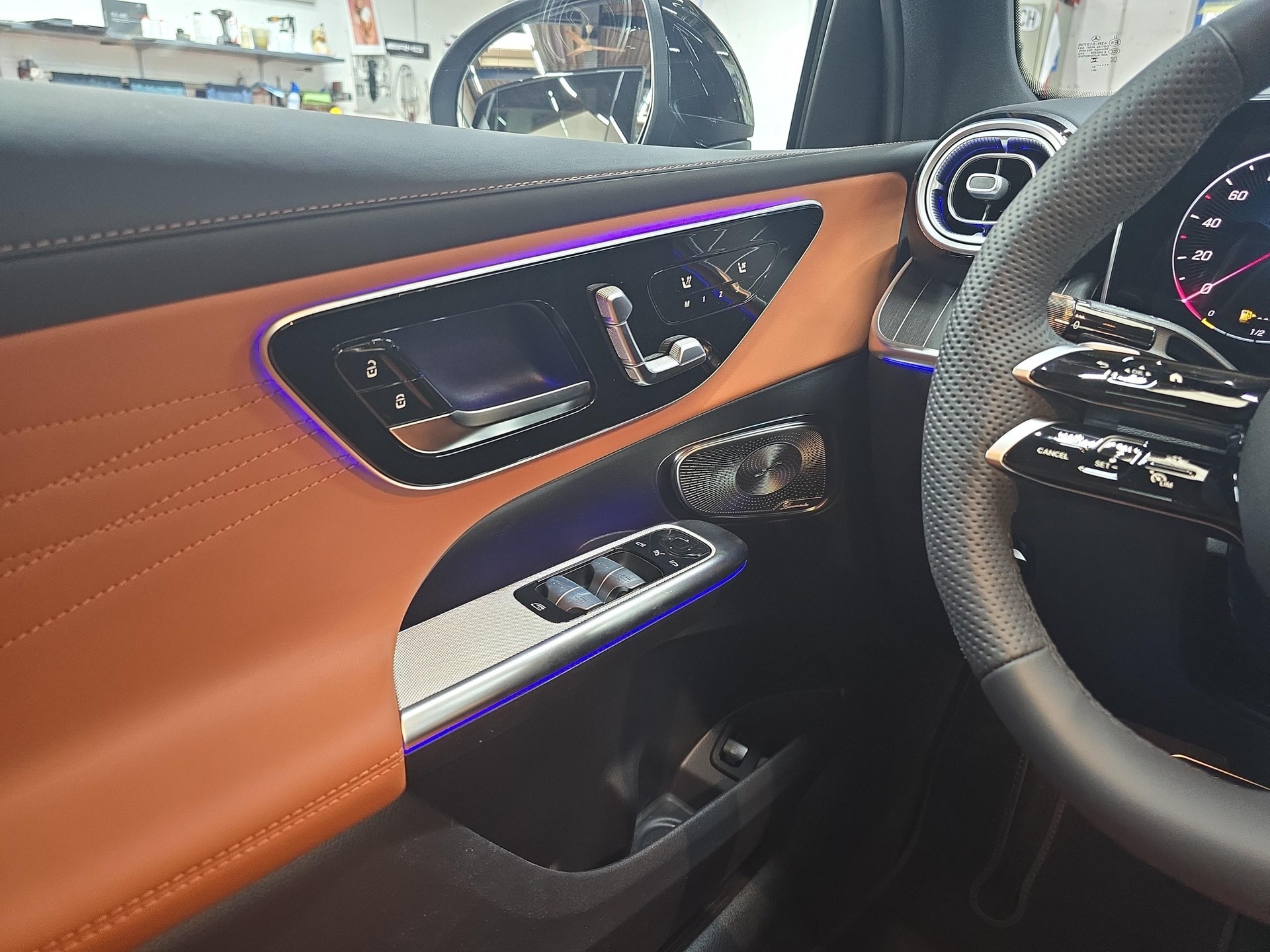 MERCEDES-BENZ GLC 400 e 4MATIC Coupé EQ Star AMG Line-image-4