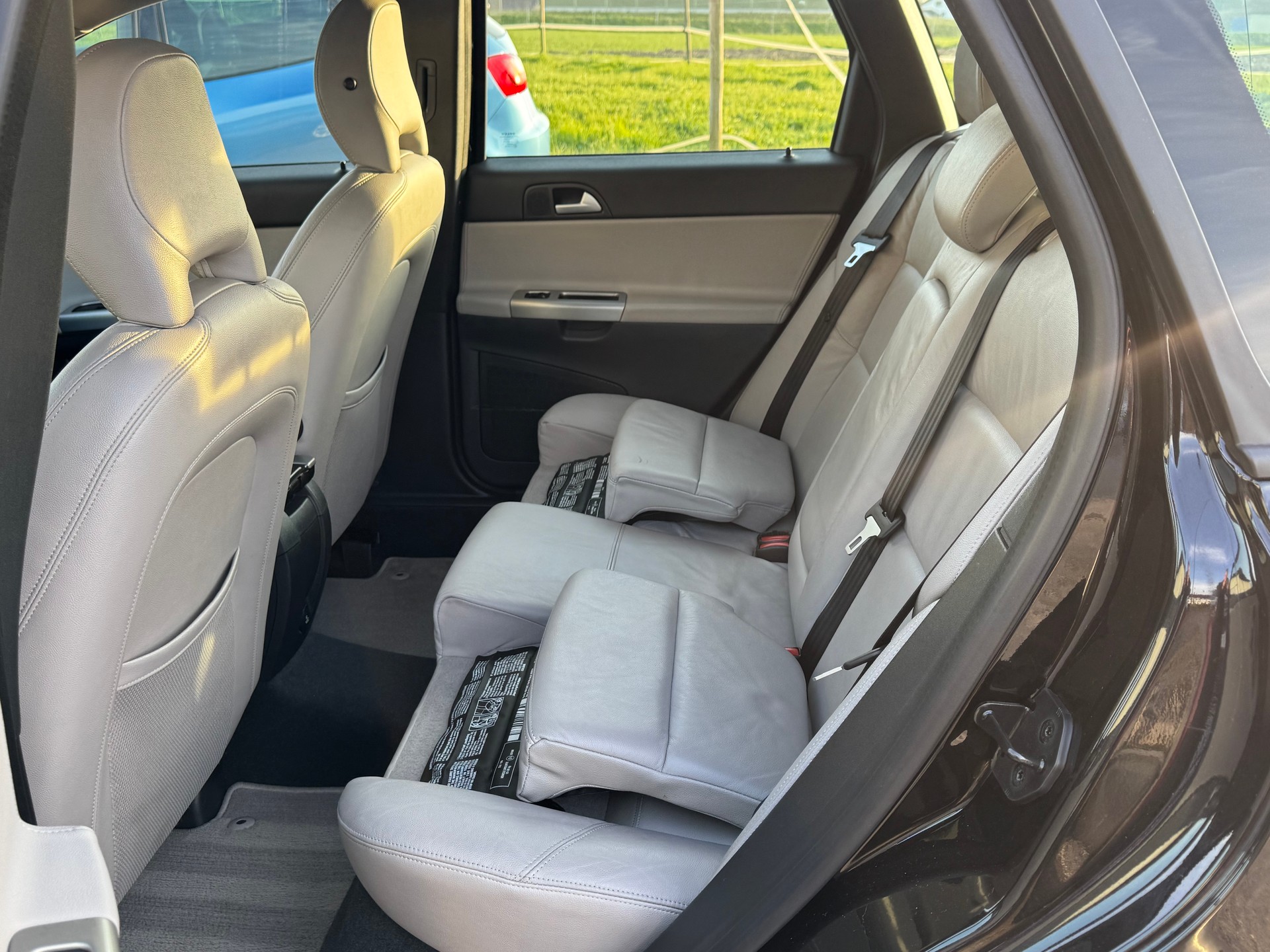 VOLVO V50 D5 Summum Geartronic-image-8
