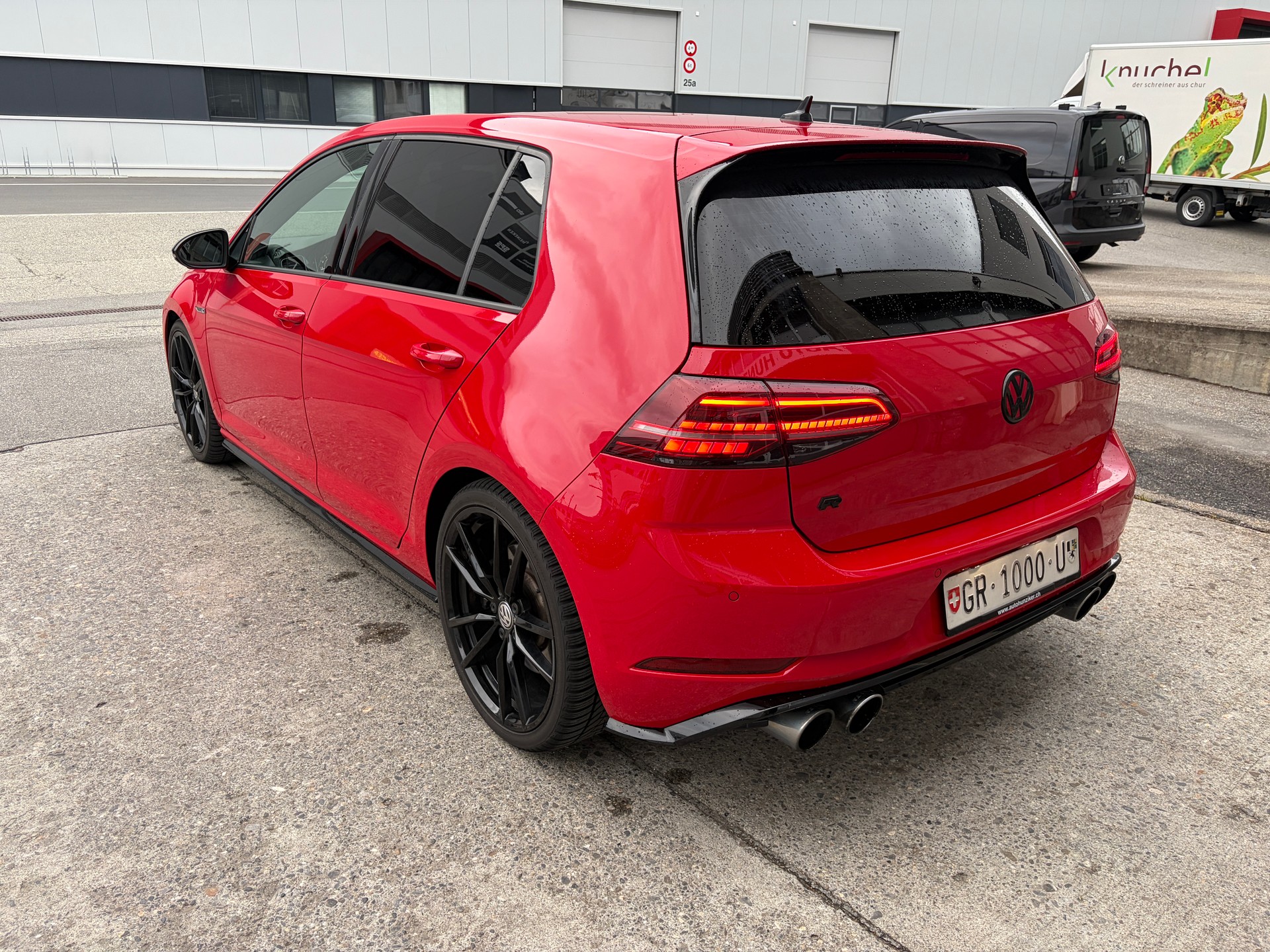 VW Golf 2.0 TSI R 4Motion DSG-image-4