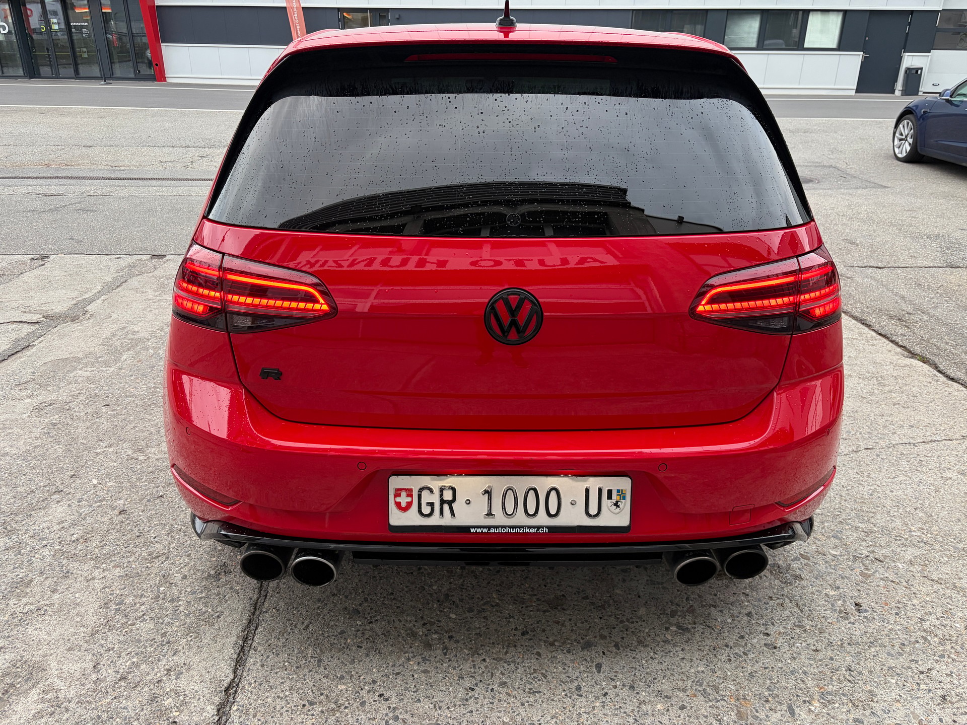 VW Golf 2.0 TSI R 4Motion DSG-image-6