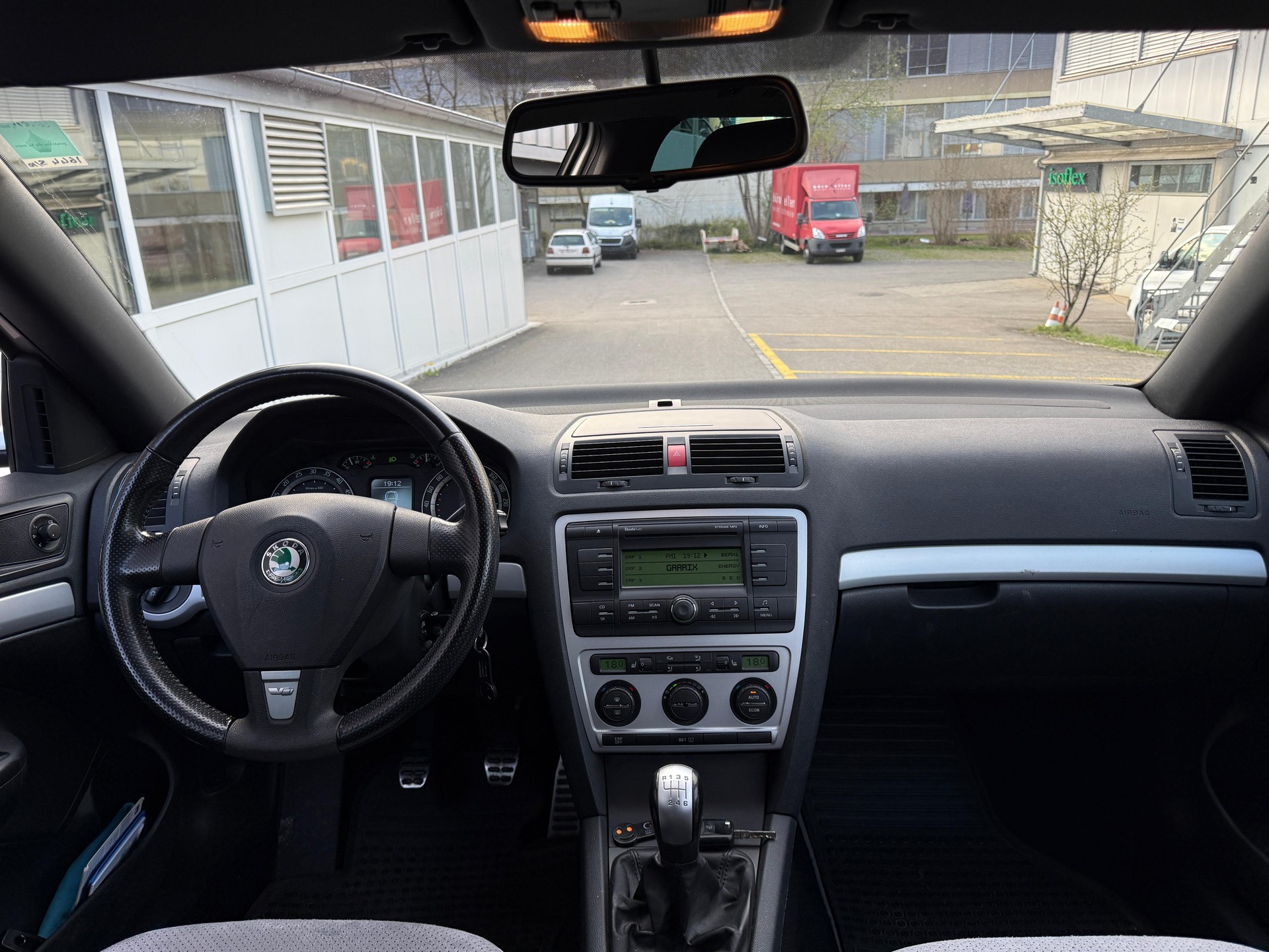 SKODA Octavia 2.0 TDI RS-image-7