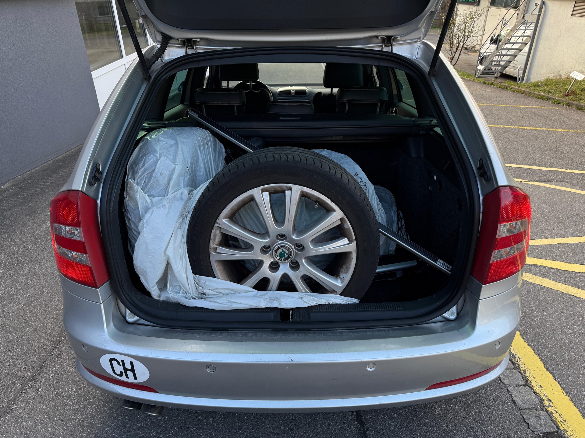 SKODA Octavia 2.0 TDI RS-image-6