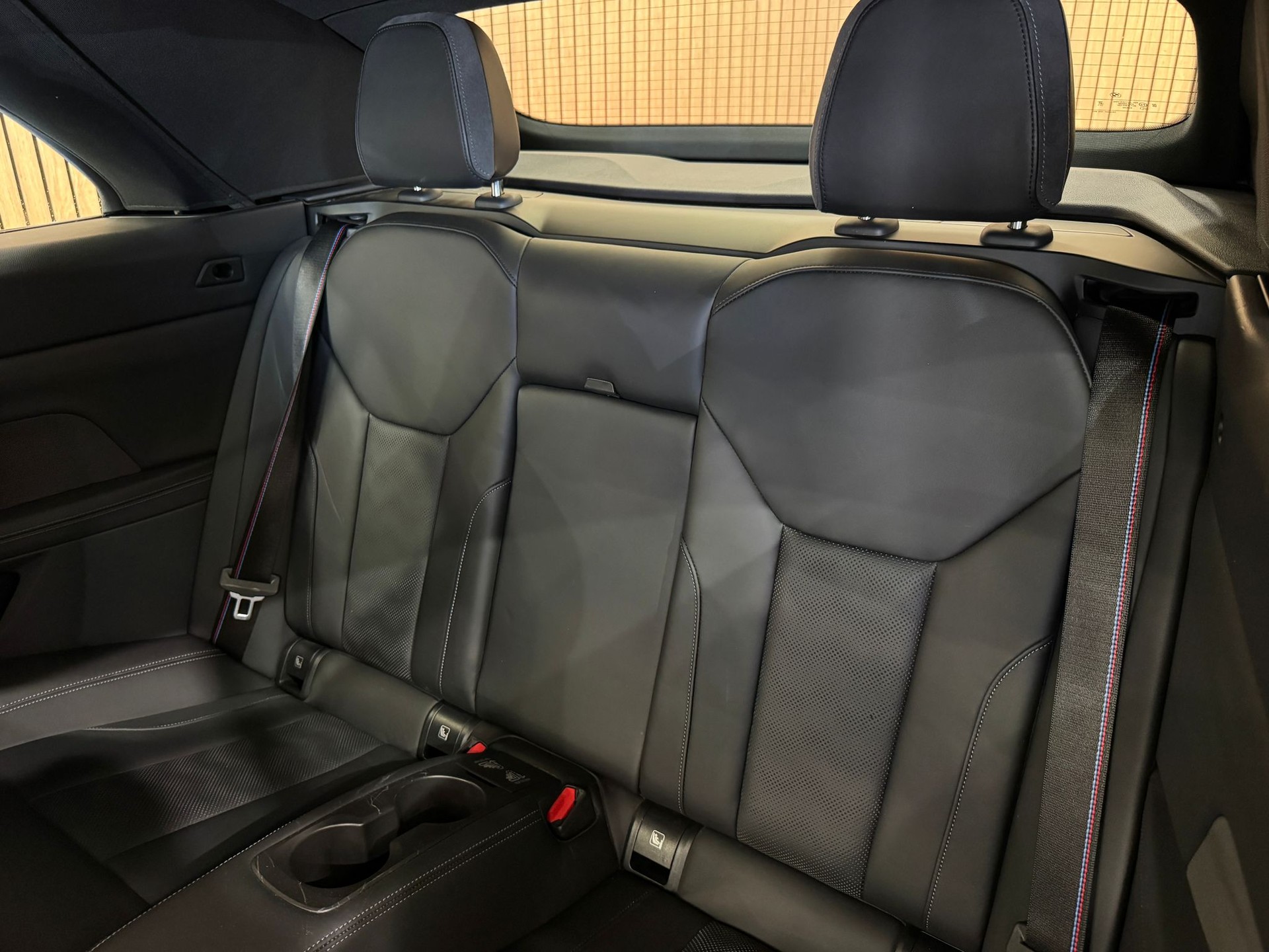 BMW M4 Cabrio Competition M xDrive *ALPINWEISS III*-image-26