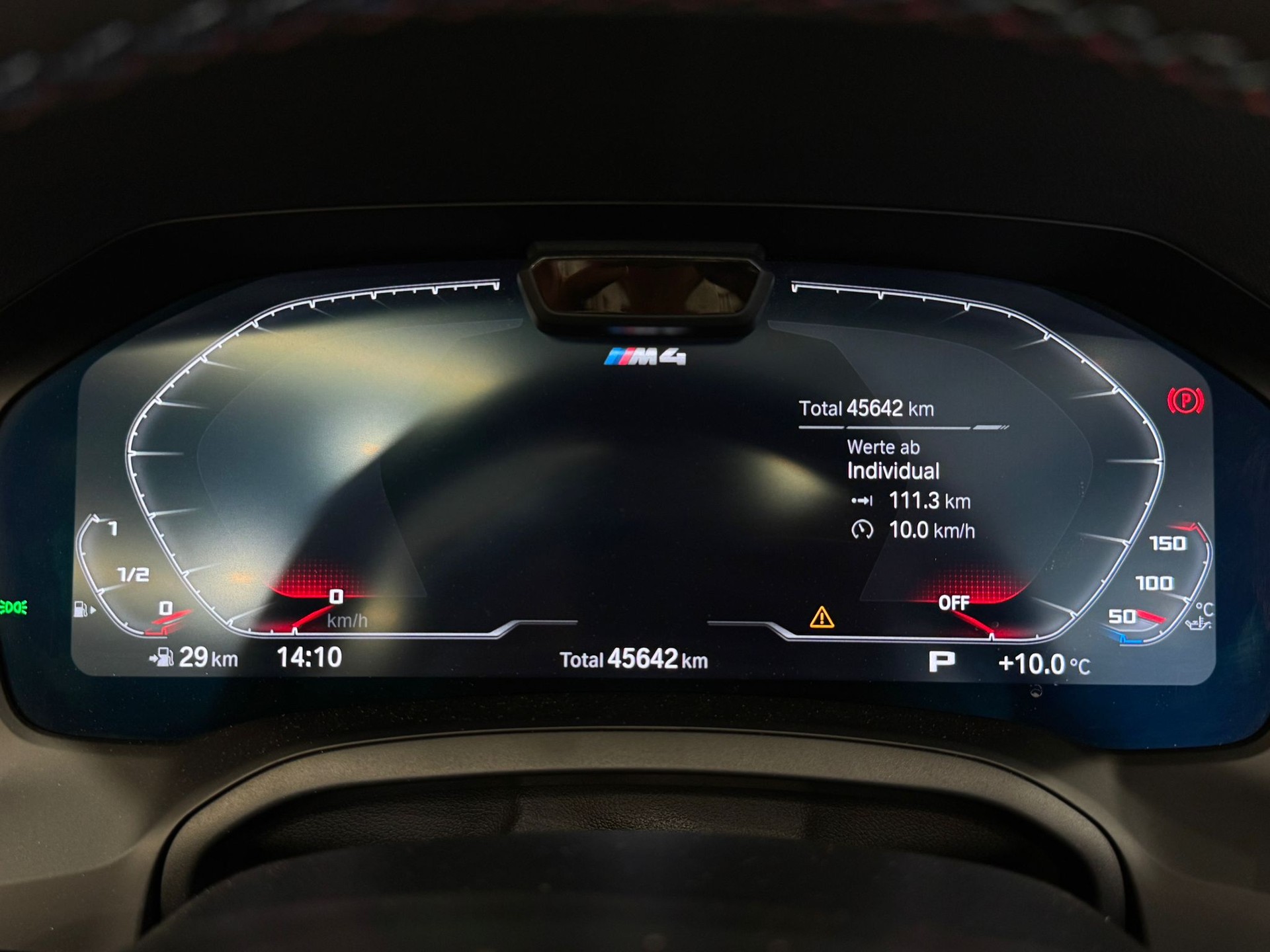 BMW M4 Cabrio Competition M xDrive *ALPINWEISS III*-image-17