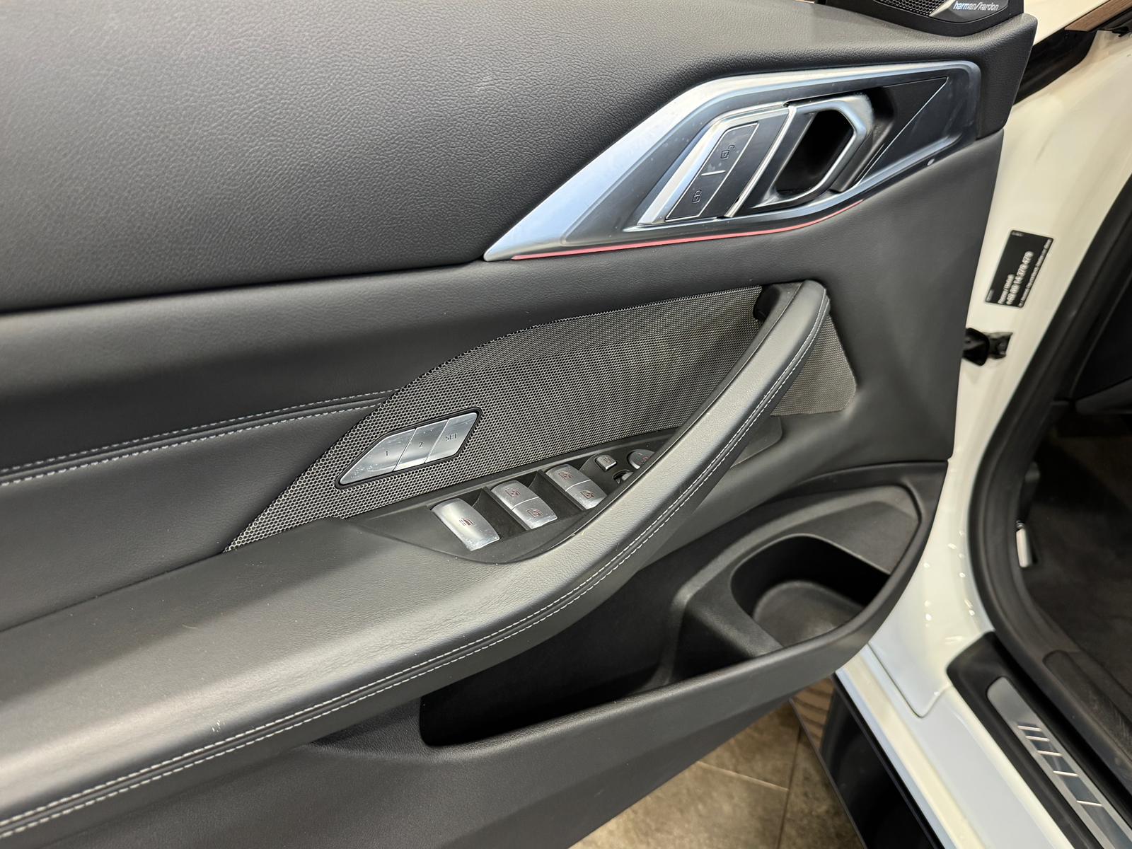 BMW M4 Cabrio Competition M xDrive *ALPINWEISS III*-image-13